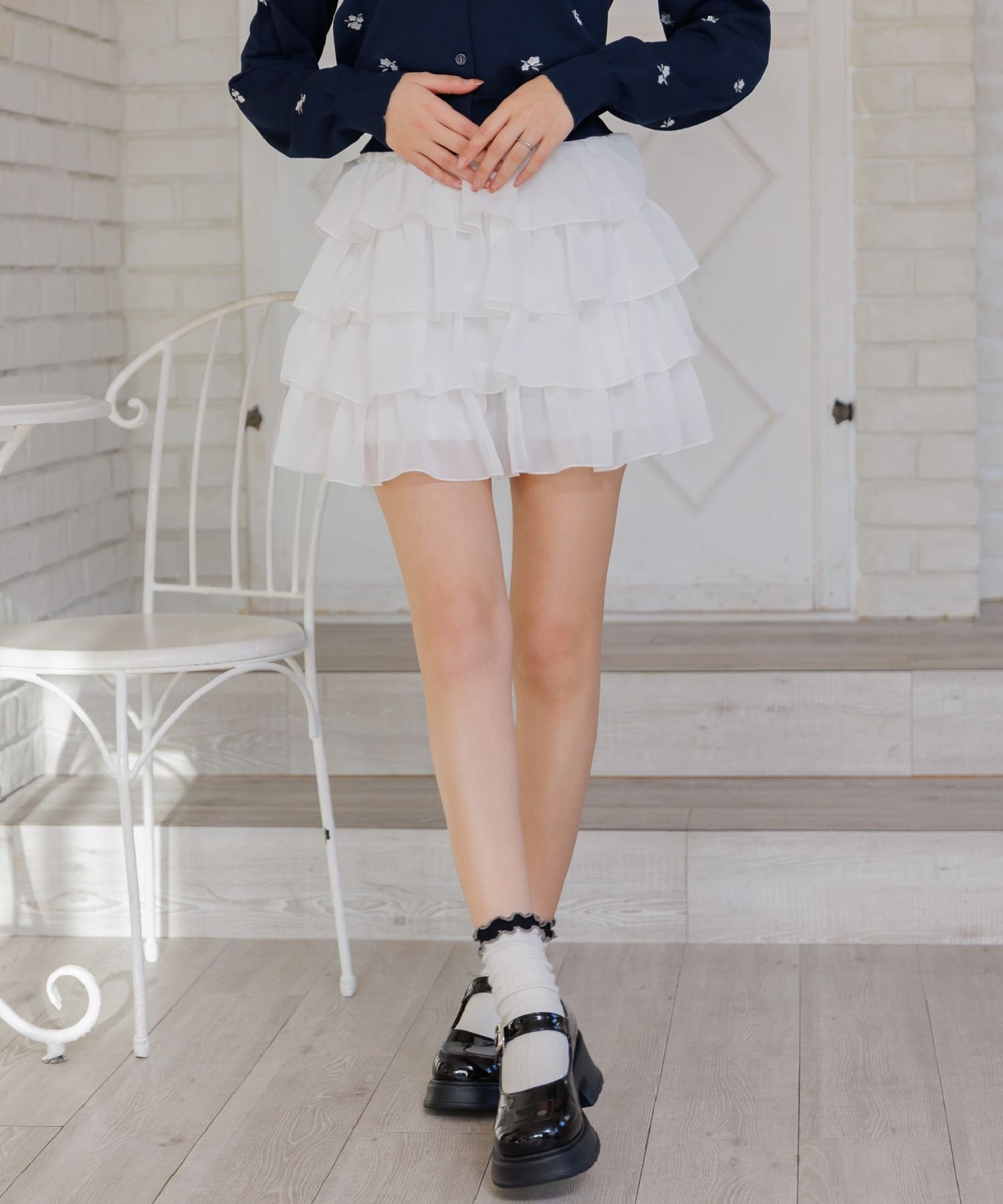 【レトロガール/RETRO GIRL】のメニーフリルシフォンミニSK インテリア・キッズ・メンズ・レディースファッション・服の通販 founy(ファニー) 　ファッション　Fashion　レディースファッション　Fashion for Women　スカート　Skirts　カットソー　Cut and Sewn Top　シフォン　Chiffon, Lightweight Fabric　シンプル　Simple, Minimal　ジャケット　Jacket, Outerwear　トレンド　Trend, Trending Now　ドット　Polka Dot, Dot Pattern　ミニスカート　Mini Skirt, Short Skirt　春　Spring　ホワイト|ID: prp329100004893263 ipo3291000000036577372