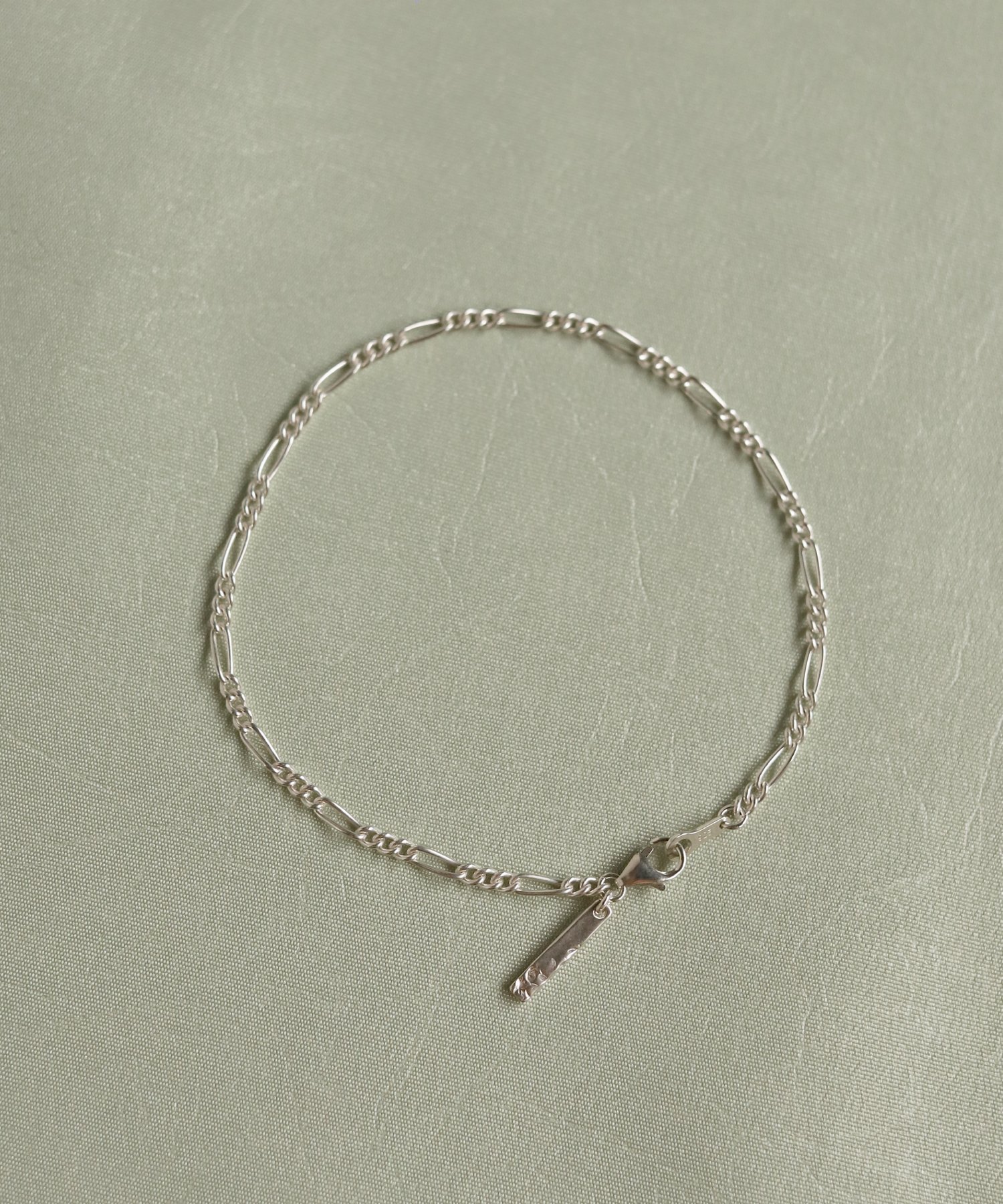 【テン/TEN】のフィガロチェーンブレスレット SV 人気、トレンドファッション・服の通販 founy(ファニー) ファッション Fashion レディースファッション Fashion for Women ジュエリー Jewelry チェーン&カフブレスレット Cuff & Chain Bracelets チェーン Chain, Chain Strap チャーム Charm, Pendant バランス Balance, Style Balance バングル Bangle, Bracelet ブレスレット Bracelet, Wristband プレート Plate, Dish other-1|ID: prp329100004893311 ipo3291000000036578001