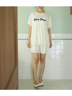 【ジェラート ピケ/gelato pique】のカラフルロゴショートパンツ 人気、トレンドファッション・服の通販 founy(ファニー) ファッション Fashion レディースファッション Fashion for Women パンツ Pants & Trousers ショートパンツ・ハーフパンツ High-Waisted & Relaxed Shorts おすすめ Recommended / Our Picks なめらか Smooth, Silky Texture ギフト プレゼント Gift / Present シャーリング Shirring, Ruched ショート Short, Short Length スマート Smart, Elegant プリント Print, Printed Pattern 半袖 Short Sleeve, Half Sleeve |ID:prp329100004893674