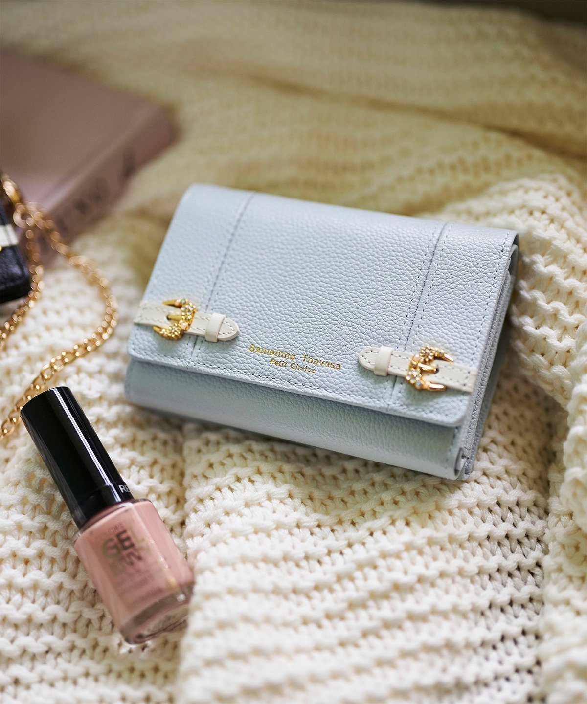 【サマンサタバサ プチチョイス/SamanTha Thavasa PeTiT Choice】のサイドベルト 折財布 インテリア・キッズ・メンズ・レディースファッション・服の通販 founy(ファニー) 　ファッション　Fashion　レディースファッション　Fashion for Women　ミニ財布・二つ折り財布　Wallets & Card Cases　ベルト&ウエストマーク　Belts & Waist Accessories　おすすめ　Recommended / Our Picks　ストーン　Stone, Gem-Like　パール　Pearl, Pearl Accent　ポケット　Pocket, Pocket Detail　エレガント 上品　Elegant　定番　Standard, Basic Item　財布　Wallet, Purse　ダルブルー|ID: prp329100004893914 ipo3291000000036582212