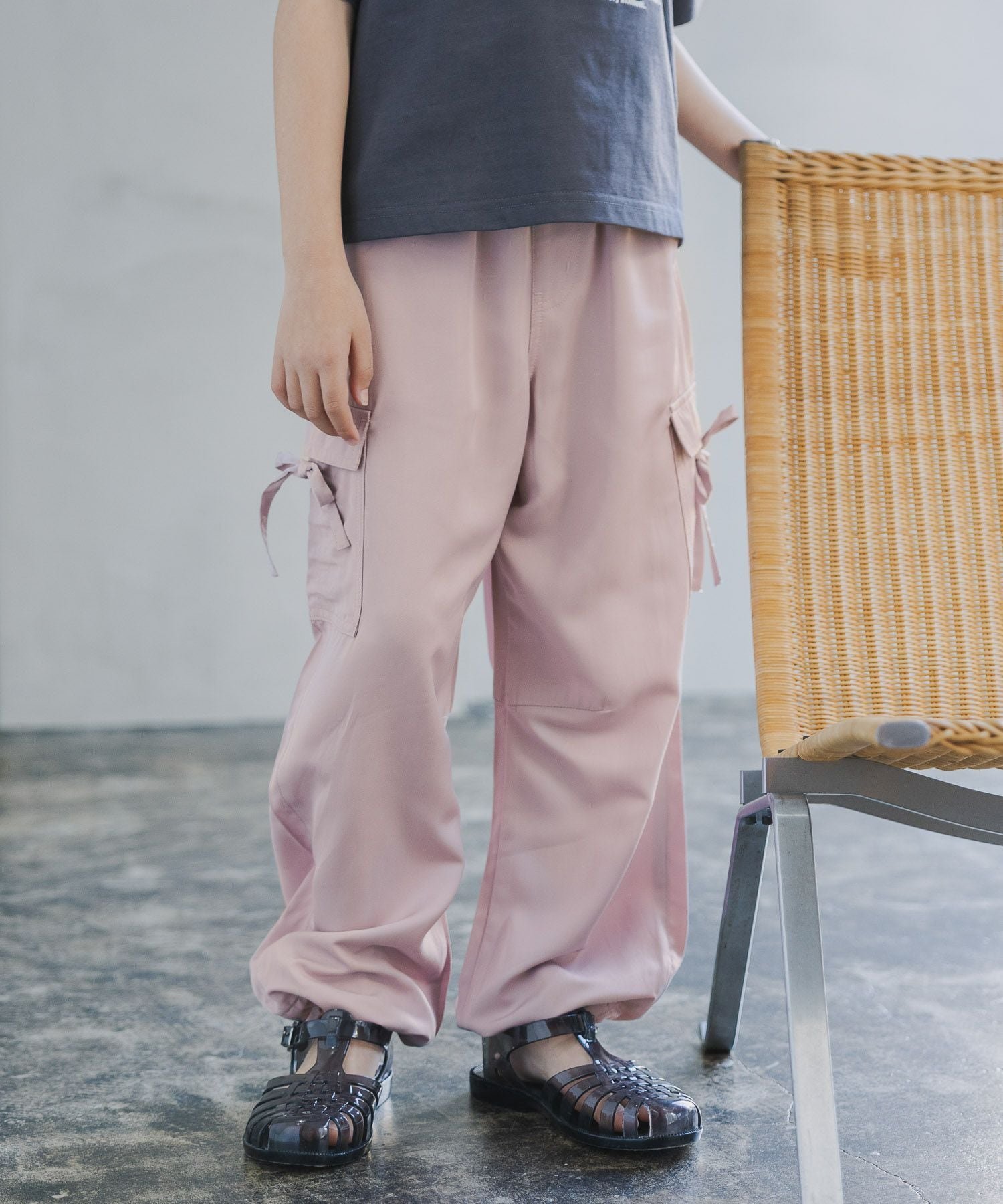 【グローバルワーク/GLOBAL WORK / KIDS】のカーブドロストリボンパンツ/キッズ/646205 インテリア・キッズ・メンズ・レディースファッション・服の通販 founy(ファニー) 　ファッション　Fashion　キッズファッション　Fashion for Kids　ボトムス　Bottoms　おすすめ　Recommended / Our Picks　ドローコード　Drawcord, Drawstring Cord　フリル　Frill, Ruffle　ポケット　Pocket, Pocket Detail　リボン　Ribbon, Bow　リラックス　Relax, Relaxed Fit　ピンク26|ID: prp329100004896194 ipo3291000000036607617