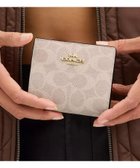 【コーチ/COACH】の【公式】スナップ ウォレット・シグネチャー キャンバス 人気、トレンドファッション・服の通販 founy(ファニー) ファッション Fashion レディースファッション Fashion for Women キャンバス Canvas, Canvas Fabric シューズ Shoes, Footwear ジップ Zip, Zipper 財布 Wallet, Purse thumbnail BEIGE|ID: prp329100004896437 ipo3291000000036609624