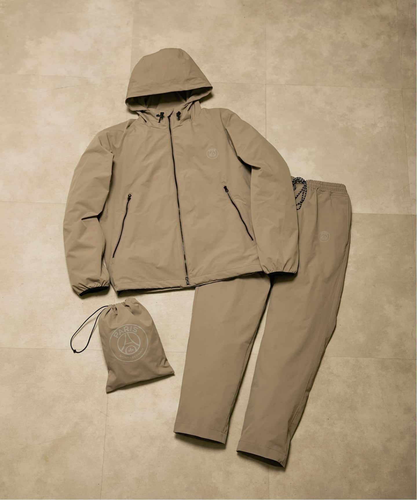 【エディフィス/EDIFICE / MEN】の【Paris Saint-Germain / パリ・サン=ジェルマン】 JP Pocketable set up インテリア・キッズ・メンズ・レディースファッション・服の通販 founy(ファニー) ファッション Fashion メンズファッション Fashion for Men コンパクト Compact, Small Size 軽量 Lightweight, Ultra Light サッカー Seersucker, Summer Fabric ジャケット Jacket, Outerwear ストレッチ Stretch, Stretchy Fabric スポーツ Sports, Activewear スマート Smart, Elegant トラベル Travel, Travel Gear 人気 Popular, Best Seller ファブリック Fabric, Textile フランス France, French リラックス Relax, Relaxed Fit ビジネス 仕事 通勤 Business / Work / Commuting ベージュ|ID: prp329100004898529 ipo3291000000036647299