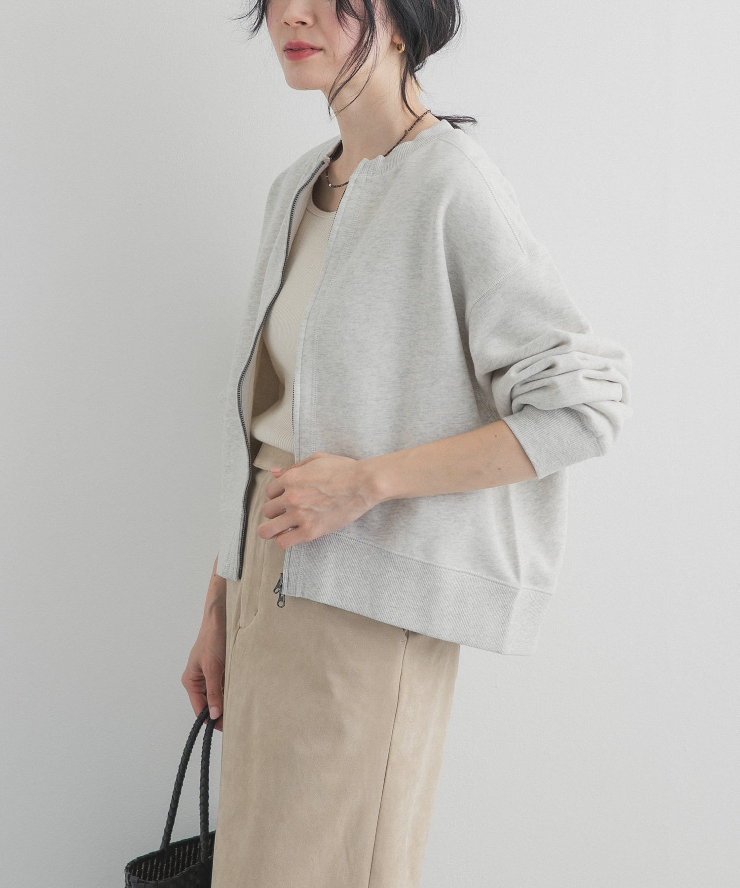 【アーバンリサーチ ドアーズ/URBAN RESEARCH DOORS】の『WEB/一部店舗限定カラー』コットンスウェットジップカーディガン インテリア・キッズ・メンズ・レディースファッション・服の通販 founy(ファニー) ファッション Fashion レディースファッション Fashion for Women トップス・カットソー Cut & Sew Tops カーディガン・羽織り Layered Style Cardigans レディースパーカー・カジュアルフーディー Casual Hoodies & Sweatshirts スウェット・クルーネックトップス Sweatshirts & Crewnecks / Relaxed Fit Sweat Tops インナー Innerwear ジップ Zip, Zipper スウェット / スエット Sweatshirt, Sweatwear フロント Front, Front Design リラックス Relax, Relaxed Fit S/S・春夏 SS, Spring/Summer, Warm Season 夏 Summer 2026年 2026 ホワイト系その他|ID: prp329100004898591 ipo3291000000036647943