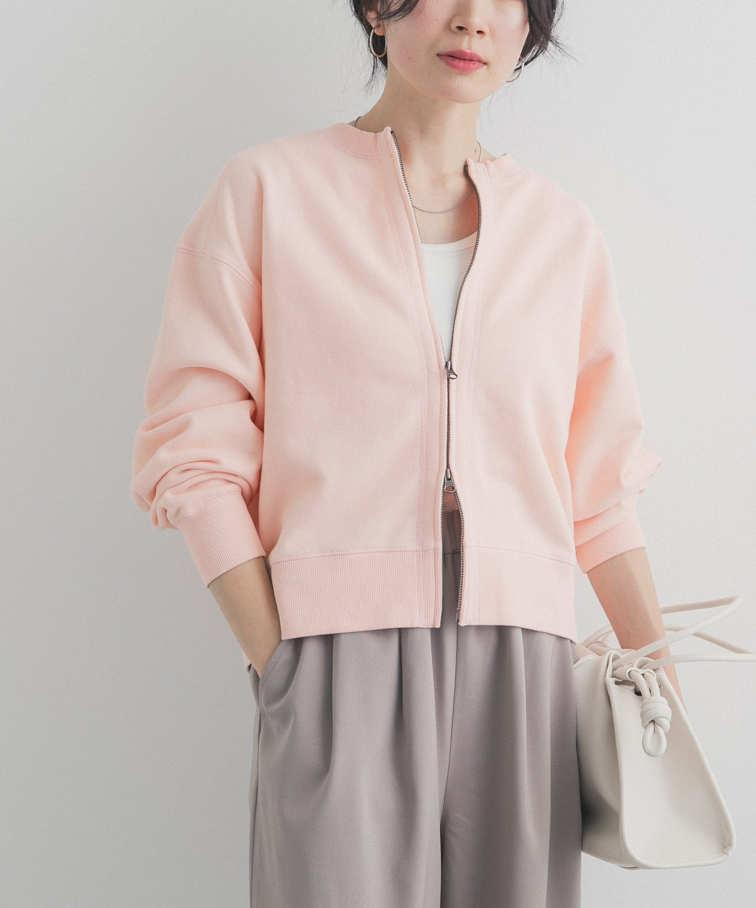 【アーバンリサーチ ドアーズ/URBAN RESEARCH DOORS】の『WEB/一部店舗限定カラー』コットンスウェットジップカーディガン インテリア・キッズ・メンズ・レディースファッション・服の通販 founy(ファニー) ファッション Fashion レディースファッション Fashion for Women トップス・カットソー Cut & Sew Tops カーディガン・羽織り Layered Style Cardigans レディースパーカー・カジュアルフーディー Casual Hoodies & Sweatshirts スウェット・クルーネックトップス Sweatshirts & Crewnecks / Relaxed Fit Sweat Tops インナー Innerwear ジップ Zip, Zipper スウェット / スエット Sweatshirt, Sweatwear フロント Front, Front Design リラックス Relax, Relaxed Fit S/S・春夏 SS, Spring/Summer, Warm Season 夏 Summer 2026年 2026 ピンク|ID: prp329100004898591 ipo3291000000036647946