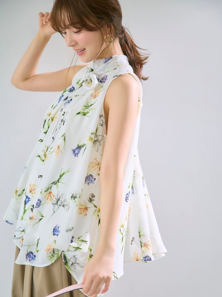 【フレイ アイディー/FRAY I.D】のリボンタイホルターブラウス インテリア・キッズ・メンズ・レディースファッション・服の通販 founy(ファニー) 　ファッション　Fashion　レディースファッション　Fashion for Women　トップス・カットソー　Cut & Sew Tops　シャツ・ブラウス・オフィスカジュアル　Elegant Blouses & Button-Ups　インナー　Innerwear　カーディガン　Cardigan, Knitwear　クラシカル　Classical, Vintage-Inspired　ジャケット　Jacket, Outerwear　スマート　Smart, Elegant　トレンド　Trend, Trending Now　ドット　Polka Dot, Dot Pattern　フェミニン　Feminine, Girly　リボン　Ribbon, Bow　ワイド　Wide, Wide Fit　エレガント 上品　Elegant　FLOWER[936]|ID: prp329100004898658 ipo3291000000036648627