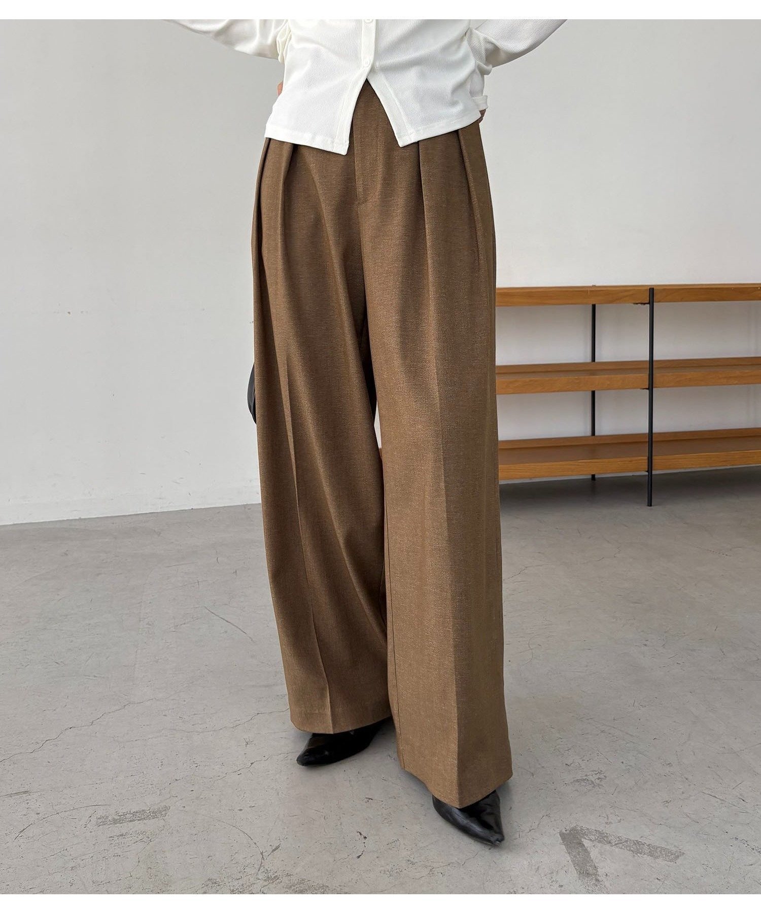 【カプリシューレマージュ/CAPRICIEUX LEMAGE】の【累計2.5万本!】【新色追加】2タックワイドパンツ インテリア・キッズ・メンズ・レディースファッション・服の通販 founy(ファニー) 　ファッション　Fashion　レディースファッション　Fashion for Women　パンツ　Pants & Trousers　キャミ　Camisole, Cami Top　コラボ　Collaboration, Collab　シンプル　Simple, Minimal　ジャケット　Jacket, Outerwear　スウェット / スエット　Sweatshirt, Sweatwear　ツイスト　Tweed, Tweed Fabric　フリル　Frill, Ruffle　ルーズ　Loose, Oversized　ワイド　Wide, Wide Fit　冬　Winter / This Winter　A/W・秋冬　Autumn/Winter　おすすめ　Recommended / Our Picks　夏　Summer　エレガント 上品　Elegant　モカ|ID: prp329100004898735 ipo3291000000036649329