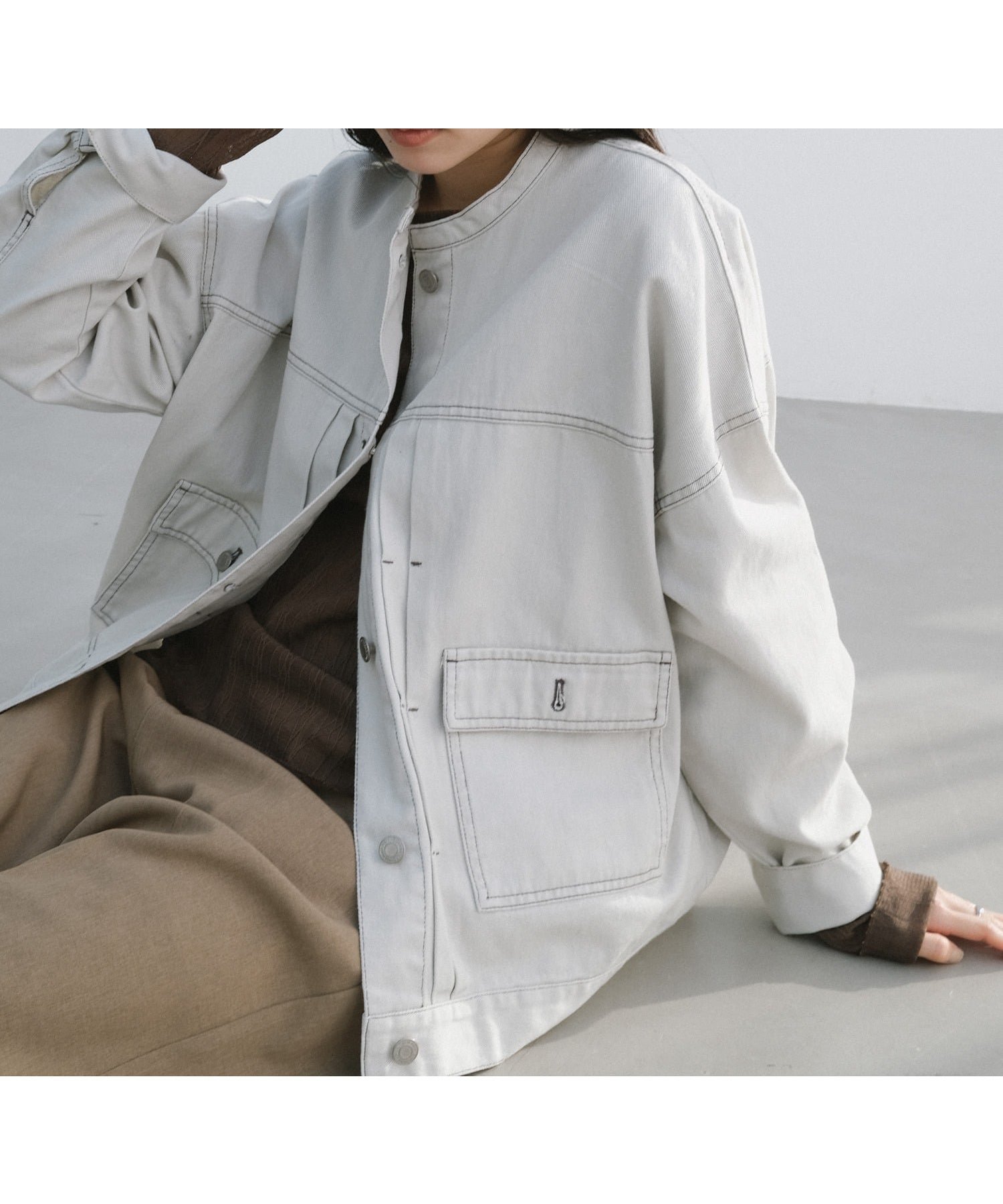 【アンドミー/andme】のオーバーサイズ ノーカラー ツイル デニム ジャケット 人気、トレンドファッション・服の通販 founy(ファニー) 　ファッション　Fashion　レディースファッション　Fashion for Women　アウター　Coat / Outerwear Collection　レディースジャケット・軽アウター　Jackets　デニムジャケット / カジュアルアウター　Denim Jackets　インナー　Innerwear　ケミカル　Chemical, Chemical Wash　ショルダー　Shoulder, Shoulder Strap　ジャケット　Jacket, Outerwear　スニーカー　Sneakers, Trainers　ツイル　Twist, Twisted Detail　デニム　Denim, Jeans Material　トレンド　Trend, Trending Now　ドロップ　Drop Shoulder, Dropped Style　フェミニン　Feminine, Girly　ベーシック　Basic, Essential　ルーズ　Loose, Oversized　ロング　Long, Long-Length　 other-1|ID: prp329100004900154 ipo3291000000036663568