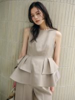 【アニュアンス/anuans】のオブジェクトフレアトップス 人気、トレンドファッション・服の通販 founy(ファニー) ファッション Fashion レディースファッション Fashion for Women トップス・カットソー Cut & Sew Tops コンパクト Compact, Small Size セットアップ Set-Up, Coordinated Outfit トリプル Triple, Three Layers ドレープ Drape, Draping Fabric パターン Pattern, Design Print フォルム Silhouette, Form フリル Frill, Ruffle ペプラム Peplum, Flared Hem |ID:prp329100004900344