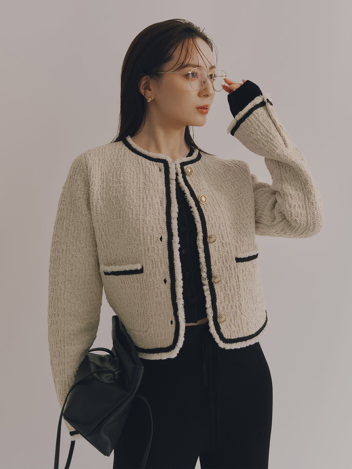 【アニュアンス/anuans】のクラシカルノーカラーニットジャケット インテリア・キッズ・メンズ・レディースファッション・服の通販 founy(ファニー) 　ファッション　Fashion　レディースファッション　Fashion for Women　アウター　Coat / Outerwear Collection　レディースジャケット・軽アウター　Jackets　クラシカル　Classical, Vintage-Inspired　フリンジ　Fringe, Tassel　ブレード　Braid, Decorative Trim　エレガント 上品　Elegant　再入荷　Restock / Back in Stock　LIGHT BEIGE|ID: prp329100004900380 ipo3291000000036666207