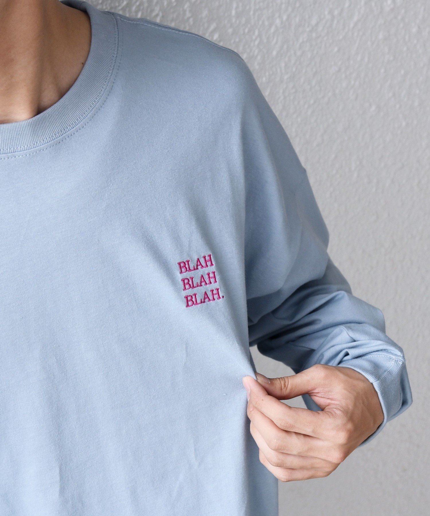 【シップス フォー ウィメン/SHIPS】の【WEB限定】SHIPS any BLAH BLAH BLAH.ワンポイント 刺繍 ルーズ Tシャツ (ロンT) インテリア・キッズ・メンズ・レディースファッション・服の通販 founy(ファニー) 　ファッション　Fashion　レディースファッション　Fashion for Women　トップス・カットソー　Cut & Sew Tops　シャツ・ブラウス・オフィスカジュアル　Elegant Blouses & Button-Ups　ロングTシャツ・Tシャツ　Longline T-Shirts & Tees　春　Spring　秋　Autumn　ドロップ　Drop Shoulder, Dropped Style　ルーズ　Loose, Oversized　ワンポイント　One Point, Statement Accent　おすすめ　Recommended / Our Picks　ライトブルー|ID: prp329100004900385 ipo3291000000036666278