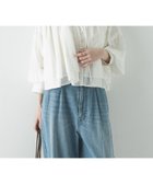 【アーバンリサーチ/URBAN RESEARCH】のコットンボイルギャザーショートブラウス 人気、トレンドファッション・服の通販 founy(ファニー) ファッション Fashion レディースファッション Fashion for Women トップス・カットソー Cut & Sew Tops シャツ・ブラウス・オフィスカジュアル Elegant Blouses & Button-Ups インド Indian Textile インナー Innerwear 春 Spring ギャザー Gathered, Ruffled ショート Short, Short Length スラックス Slacks, Dress Pants スリーブ Sleeve, Long Sleeve / Short Sleeve デニム Denim, Jeans Material フロント Front, Front Design ワイド Wide, Wide Fit S/S・春夏 SS, Spring/Summer, Warm Season おすすめ Recommended / Our Picks 夏 Summer 2026年 2026 thumbnail オフホワイト|ID: prp329100004900753 ipo3291000000036670507