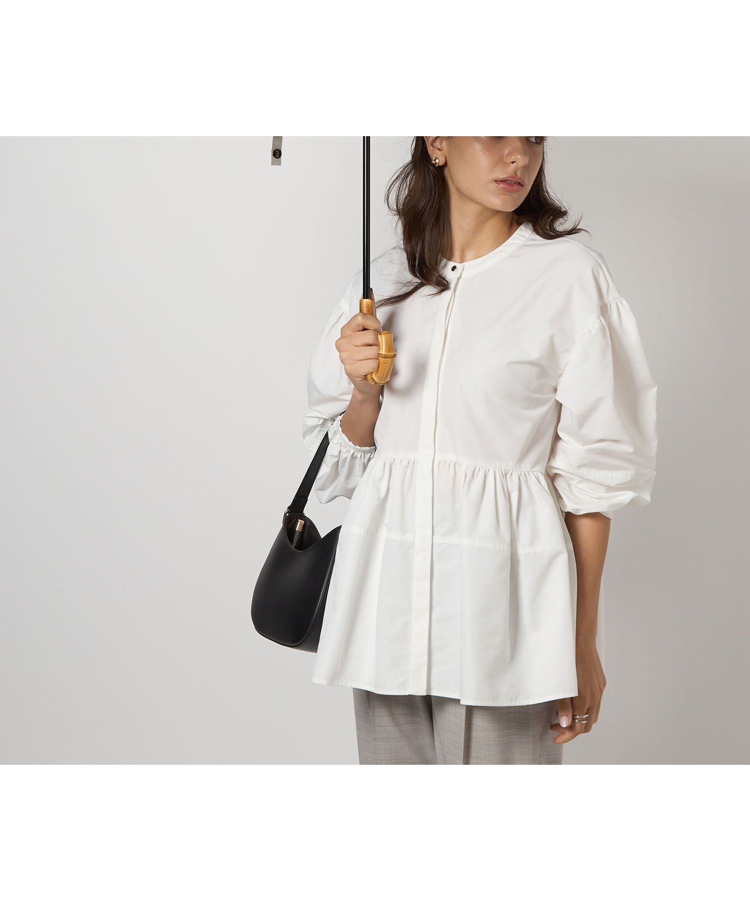 【ユナイテッドアローズ/UNITED ARROWS】のWpc. UVO2 無地 折りたたみ傘 / 晴雨兼用 / レイン / 日傘 / 傘 インテリア・キッズ・メンズ・レディースファッション・服の通販 founy(ファニー) 　ファッション　Fashion　レディースファッション　Fashion for Women　レイングッズ・傘・晴雨兼用傘　Umbrellas & Rain Gear　シンプル　Simple, Minimal　レイン　Rain, Rainproof　傘　Umbrella, Parasol　日傘　Parasol, UV Umbrella　無地　Plain, Solid Color　BEIGE|ID: prp329100004900896 ipo3291000000036672081