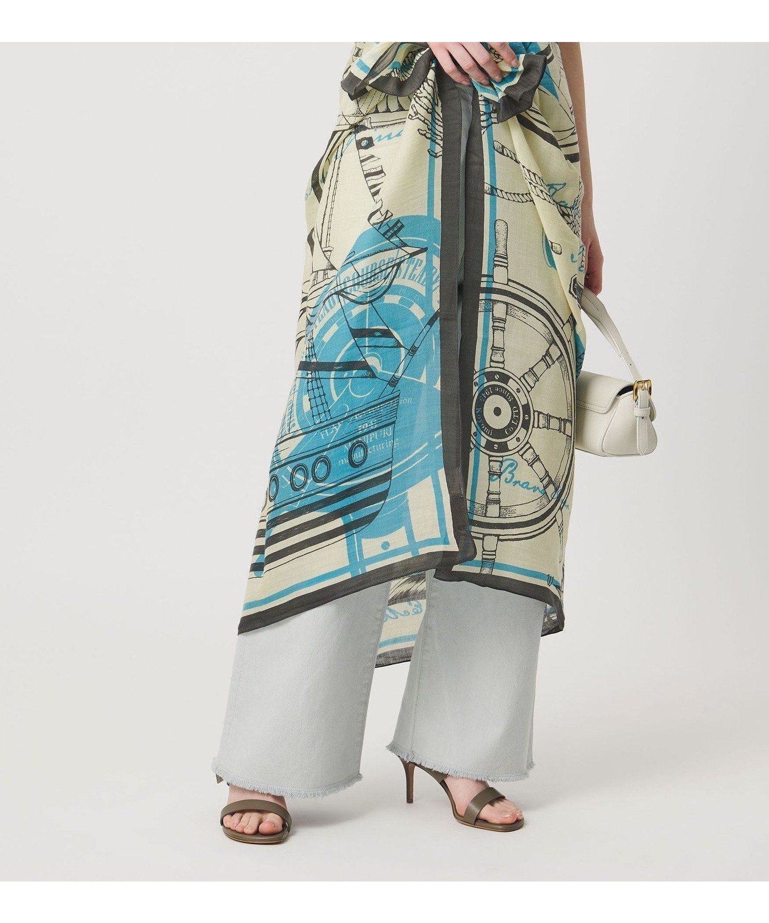 【ユナイテッドアローズ/UNITED ARROWS】の【一部別注】 manipuri C/SI ストール インテリア・キッズ・メンズ・レディースファッション・服の通販 founy(ファニー) 　ファッション　Fashion　レディースファッション　Fashion for Women　春　Spring　シルク　Silk, 100% Silk　スクエア　Square, Square Shape　ストール　Stole, Wrap　人気　Popular, Best Seller　パターン　Pattern, Design Print　別注　Limited Edition, Custom Order　モノトーン　Monotone, Black and White　夏　Summer　エレガント 上品　Elegant　TURQUOISE|ID: prp329100004900903 ipo3291000000036672210