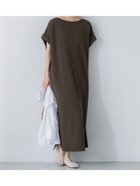 【コカ/COCA】のエンボスボートネックワンピース 人気、トレンドファッション・服の通販 founy(ファニー) ファッション Fashion レディースファッション Fashion for Women ワンピース Dresses アンクル Ankle-Length Design カーディガン Cardigan, Knitwear サンダル Sandals, Summer Shoes スウェット / スエット Sweatshirt, Sweatwear ストレッチ Stretch, Stretchy Fabric スリット Slit, Slit Detail ポケット Pocket, Pocket Detail 無地 Plain, Solid Color 旅行 Travel 2025年 2025 2025春夏・S/S Spring/Summer 2025 SS25 thumbnail Brown|ID: prp329100004900926 ipo3291000000036672548