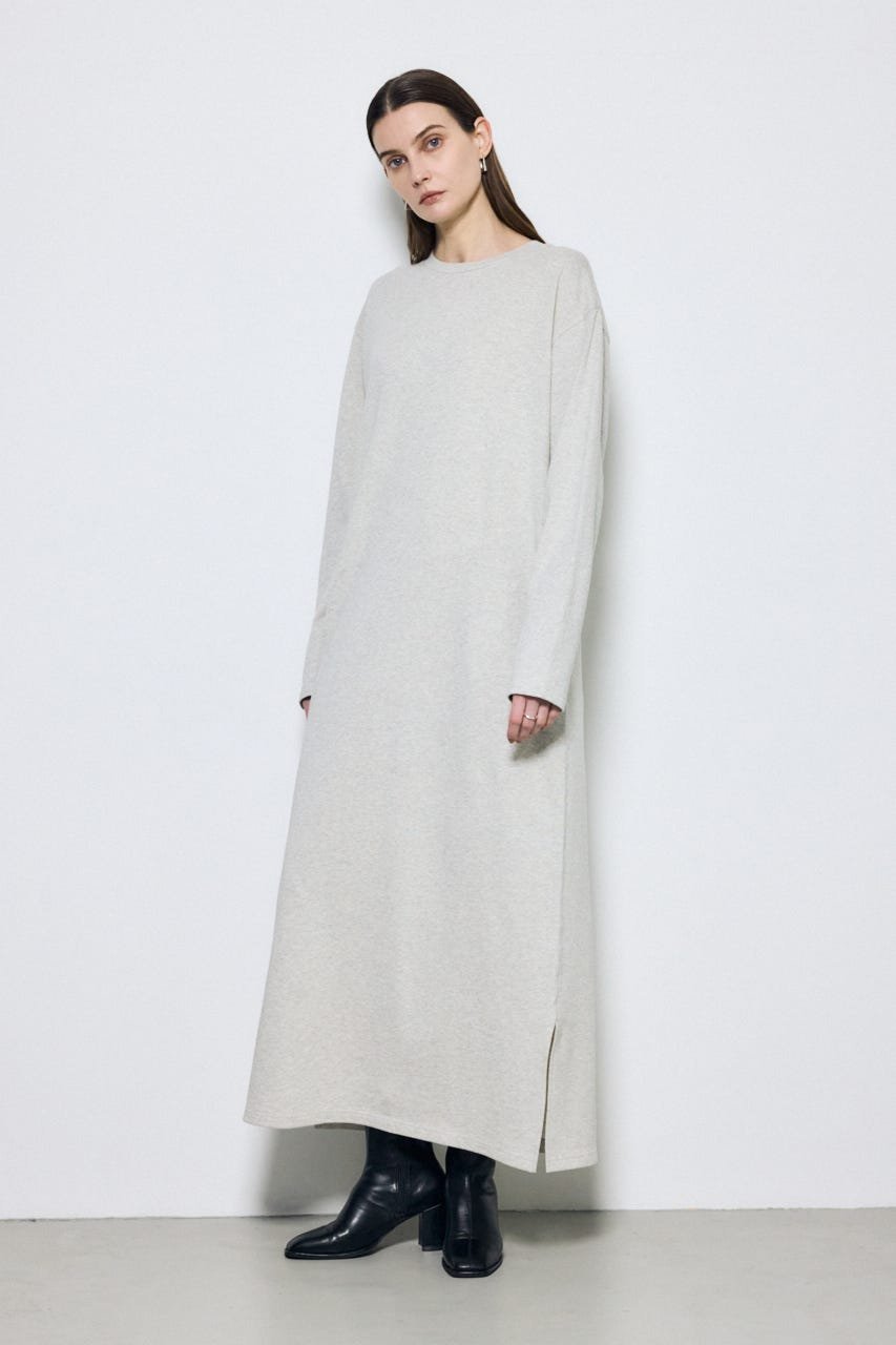 【アズール バイ マウジー/AZUL by moussy】のロングスリーブストレートワンピース インテリア・キッズ・メンズ・レディースファッション・服の通販 founy(ファニー) 　ファッション　Fashion　レディースファッション　Fashion for Women　ワンピース　Dresses　シューズ　Shoes, Footwear　シンプル　Simple, Minimal　ストレート　Straight, Straight Cut　スニーカー　Sneakers, Trainers　スリーブ　Sleeve, Long Sleeve / Short Sleeve　フラット　Flat, Flat Shoes　ベスト　Vest, Waistcoat　リラックス　Relax, Relaxed Fit　ループ　Loop, Loop Knit　ロング　Long, Long-Length　おすすめ　Recommended / Our Picks　T.GRY|ID: prp329100004900942 ipo3291000000036672759