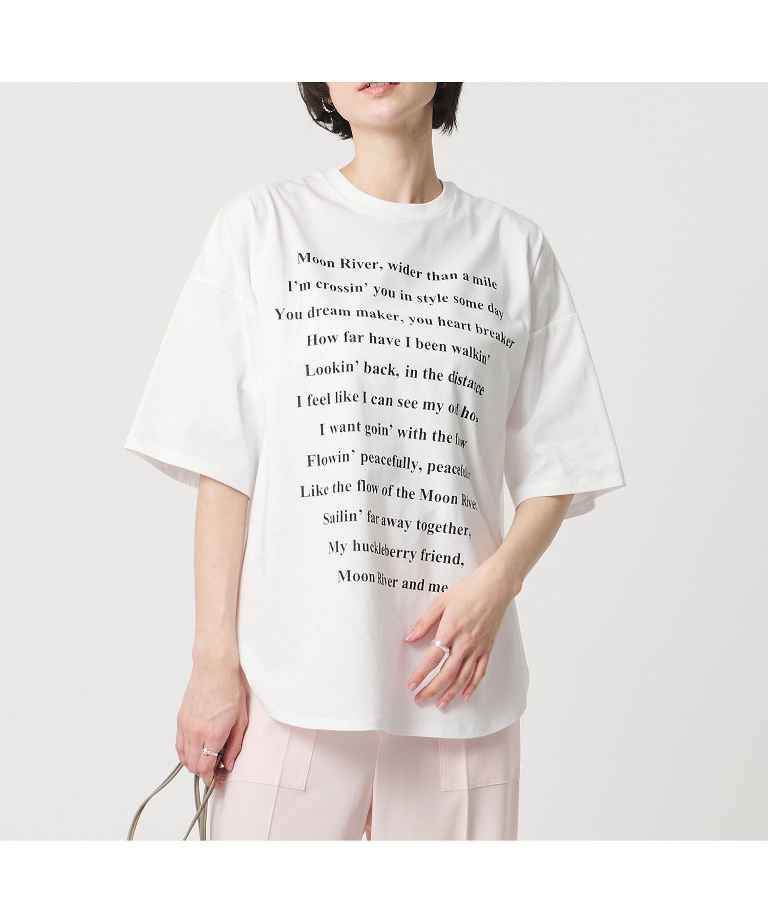 【ユナイテッドアローズ/UNITED ARROWS】のSACRA メッセージ Tシャツ インテリア・キッズ・メンズ・レディースファッション・服の通販 founy(ファニー) 　ファッション　Fashion　レディースファッション　Fashion for Women　トップス・カットソー　Cut & Sew Tops　シャツ・ブラウス・オフィスカジュアル　Elegant Blouses & Button-Ups　ロングTシャツ・Tシャツ　Longline T-Shirts & Tees　インナー　Innerwear　ジャケット　Jacket, Outerwear　フロント　Front, Front Design　WHITE|ID: prp329100004904327 ipo3291000000036710740