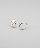 【ココシュニック オンキッチュ/COCOSHNIK ONKITSCH】のシルバー キルトフープピアス 人気、トレンドファッション・服の通販 founy(ファニー) ファッション Fashion レディースファッション Fashion for Women イヤーカフ Ear Cuffs キルト Quilt, Quilted Fabric クラシカル Classical, Vintage-Inspired シルバー Silver, Metallic Silver パターン Pattern, Design Print モダン Modern, Contemporary モチーフ Motif, Design Theme エレガント 上品 Elegant thumbnail シルバー|ID: prp329100004904427 ipo3291000000036712201