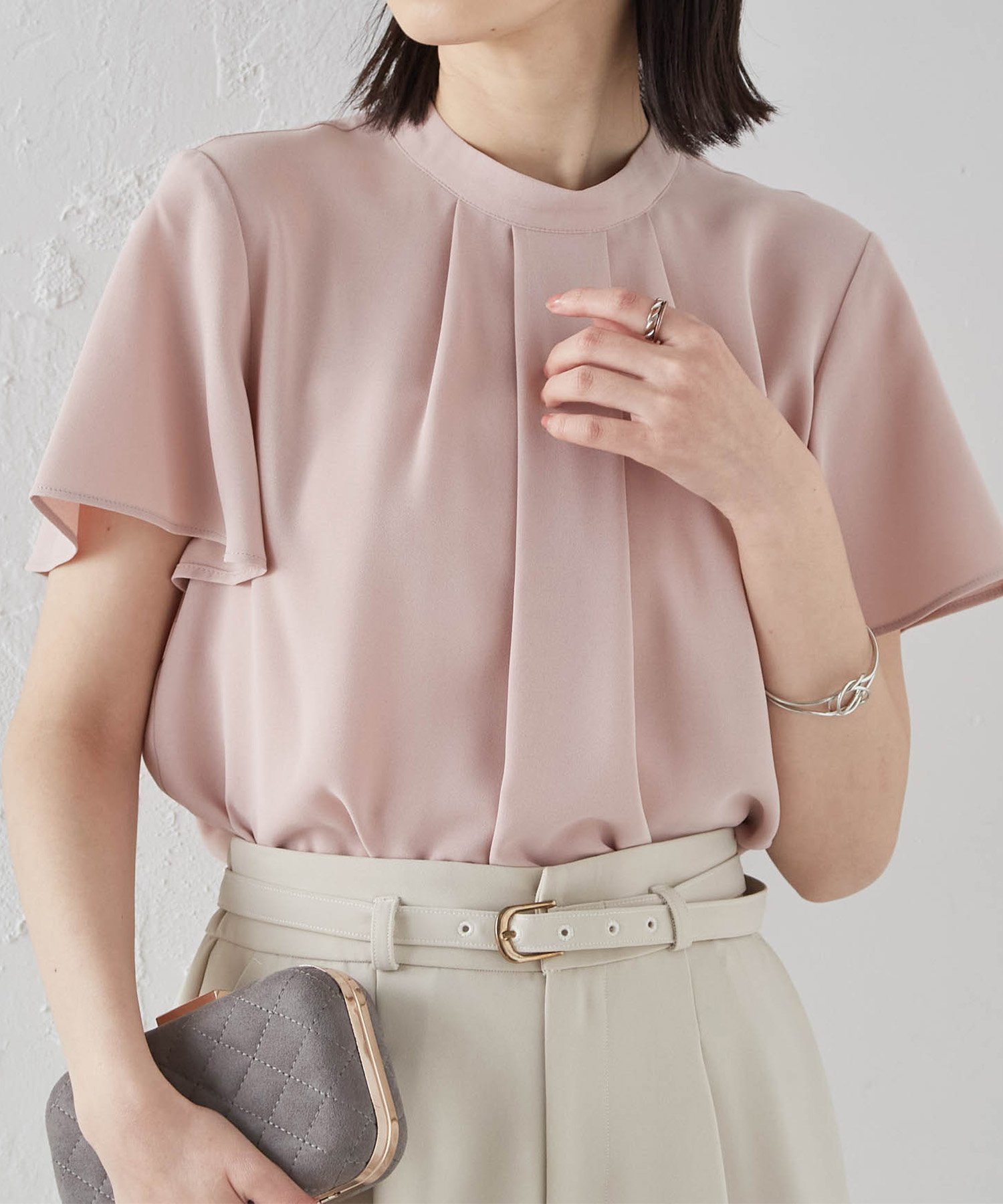 【ラナン/Ranan】のRanan/ UVカット/抗菌防臭 タックデザインフリルブラウス インテリア・キッズ・メンズ・レディースファッション・服の通販 founy(ファニー) ファッション Fashion レディースファッション Fashion for Women トップス・カットソー Cut & Sew Tops シャツ・ブラウス・オフィスカジュアル Elegant Blouses & Button-Ups カーディガン Cardigan, Knitwear 抗菌 Antibacterial, Bacteria-Resistant ジャケット Jacket, Outerwear ストレッチ Stretch, Stretchy Fabric スラックス Slacks, Dress Pants デニム Denim, Jeans Material ドット Polka Dot, Dot Pattern ハイネック High Neck, Mock Neck フェミニン Feminine, Girly フリル Frill, Ruffle マーメイド Mermaid, Fishtail Silhouette ロング Long, Long-Length 再入荷 Restock / Back in Stock おすすめ Recommended / Our Picks 夏 Summer 2026年 2026 ピンク|ID: prp329100004912180 ipo3291000000036810844