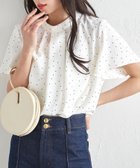 【ラナン/Ranan】のRanan/ UVカット/抗菌防臭 タックデザインフリルブラウス 人気、トレンドファッション・服の通販 founy(ファニー) ファッション Fashion レディースファッション Fashion for Women トップス・カットソー Cut & Sew Tops シャツ・ブラウス・オフィスカジュアル Elegant Blouses & Button-Ups カーディガン Cardigan, Knitwear 抗菌 Antibacterial, Bacteria-Resistant ジャケット Jacket, Outerwear ストレッチ Stretch, Stretchy Fabric スラックス Slacks, Dress Pants デニム Denim, Jeans Material ドット Polka Dot, Dot Pattern ハイネック High Neck, Mock Neck フェミニン Feminine, Girly フリル Frill, Ruffle マーメイド Mermaid, Fishtail Silhouette ロング Long, Long-Length 再入荷 Restock / Back in Stock おすすめ Recommended / Our Picks 夏 Summer 2026年 2026 thumbnail ホワイトドット|ID: prp329100004912180 ipo3291000000036810859