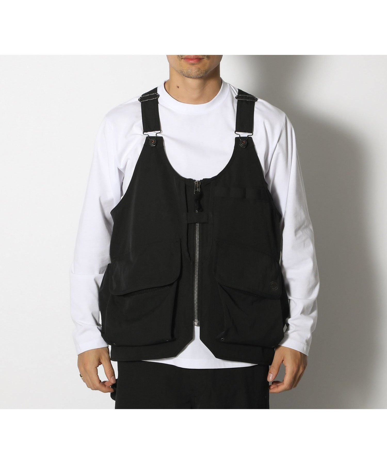 【スノーピーク/SNOW PEAK】のTAKIBI Weather Cloth Vest インテリア・キッズ・メンズ・レディースファッション・服の通販 founy(ファニー) 　ファッション　Fashion　レディースファッション　Fashion for Women　アウター　Coat / Outerwear Collection　トップス・カットソー　Cut & Sew Tops　ベスト&ジレ / 重ね着スタイル　Vests & Gilets　アウトドア　Outdoor Clothing　クラシック　Classic, Timeless Style　軽量　Lightweight, Ultra Light　スマート　Smart, Elegant　定番　Standard, Basic Item　フラップ　Flap, Flap Pocket　フロント　Front, Front Design　ベスト　Vest, Waistcoat　ポケット　Pocket, Pocket Detail　ワンポイント　One Point, Statement Accent　おすすめ　Recommended / Our Picks　夏　Summer　2024年　2024　2024春夏・S/S　Spring/Summer 2024 SS24　Black|ID: prp329100004912590 ipo3291000000036815188