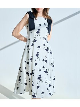 【セルフォード/CELFORD】の【多機能素材】ラッシュガードショルダーリボンワンピース 人気、トレンドファッション・服の通販 founy(ファニー) ファッション Fashion レディースファッション Fashion for Women ワンピース Dresses おすすめ Recommended / Our Picks ウェーブ Wavy Pattern ウォッシャブル Machine Washable ストレッチ Stretch, Stretchy Fabric ストレート Straight, Straight Cut スマート Smart, Elegant フィット Fit, Slim Fit フレア Flare, Flared ポケット Pocket, Pocket Detail リゾート Resort, Vacation Style リボン Ribbon, Bow 吸水 Absorbent, Quick-Dry |ID:prp329100004913419