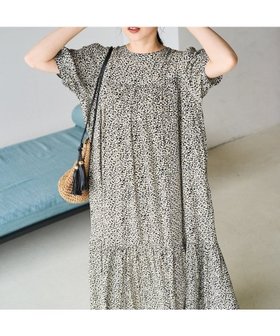 【フリークスストア/FREAK'S STORE】の花柄マキシ半袖ワンピース【限定展開】26SS 人気、トレンドファッション・服の通販 founy(ファニー) ファッション Fashion レディースファッション Fashion for Women ワンピース Dresses 2026年 2026 おすすめ Recommended / Our Picks インド Indian Textile フェミニン Feminine, Girly プリント Print, Printed Pattern マキシ Maxi, Full Length 切替 Switching, Contrast Panel 半袖 Short Sleeve, Half Sleeve 夏 Summer S/S・春夏 SS, Spring/Summer, Warm Season |ID:prp329100004913590