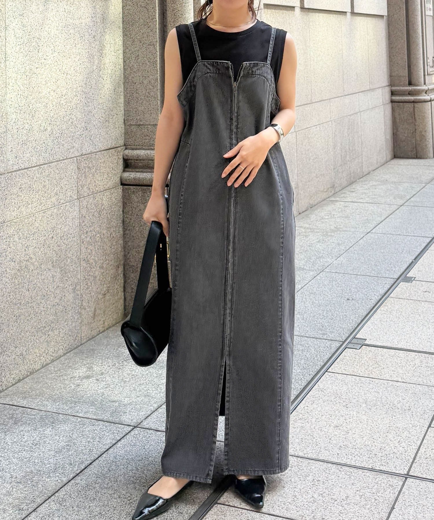 【ラナン/Ranan】のRanan/フロントジップデニムジャンスカ インテリア・キッズ・メンズ・レディースファッション・服の通販 founy(ファニー) 　ファッション　Fashion　レディースファッション　Fashion for Women　カットソー　Cut and Sewn Top　サンダル　Sandals, Summer Shoes　ショート　Short, Short Length　シンプル　Simple, Minimal　ジャケット　Jacket, Outerwear　スニーカー　Sneakers, Trainers　スリット　Slit, Slit Detail　センター　Center, Center Line　デニム　Denim, Jeans Material　フロント　Front, Front Design　ポケット　Pocket, Pocket Detail　ロング　Long, Long-Length　A/W・秋冬　Autumn/Winter　S/S・春夏　SS, Spring/Summer, Warm Season　再入荷　Restock / Back in Stock　おすすめ　Recommended / Our Picks　夏　Summer　GR|ID: prp329100004913872 ipo3291000000036823553