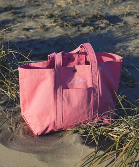【サロン アダム エ ロペ/SALON adam et rope'】の【L.L.Bean for SALON(エル・エル・ビーン)】別注middle grocery tote 人気、トレンドファッション・服の通販 founy(ファニー) ファッション Fashion レディースファッション Fashion for Women バッグ Bags アウトドア Outdoor Clothing イエロー Yellow コーティング Coating, Coated Finish シューズ Shoes, Footwear ショルダー Shoulder, Shoulder Strap スペシャル Special, Limited Edition スポーツ Sports, Activewear 定番 Standard, Basic Item 人気 Popular, Best Seller バランス Balance, Style Balance ポケット Pocket, Pocket Detail 別注 Limited Edition, Custom Order ミドル Middle Length, Mid Height リュック Backpack, Rucksack ローズ Rose, Rose Motif ビジネス 仕事 通勤 Business / Work / Commuting |ID:prp329100004915584