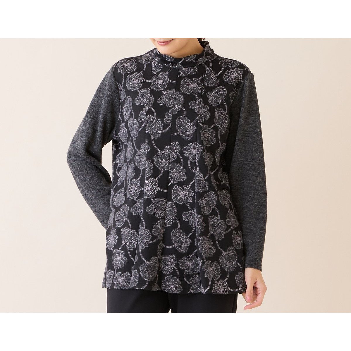 【ミゼール/MISSEL】の【洗える・アンサンブル可・3L/4Lサイズあり】ソフトニット花柄カットソー インテリア・キッズ・メンズ・レディースファッション・服の通販 founy(ファニー) ファッション Fashion レディースファッション Fashion for Women トップス・カットソー Cut & Sew Tops ニット Knit Tops & Sweaters アンサンブルニット Knit Ensembles & Twin Sets カットソー・ベーシックTシャツ Cut-and-Sewn Tops / Stretch Tees & Basics 花柄・フラワープリント・モチーフ Floral Prints & Motifs / Flower Pattern Tops アンサンブル Ensemble Set インナー Innerwear エレガント 上品 Elegant 洗える Machine Washable カットソー Cut and Sewn Top カーディガン Cardigan, Knitwear ジャケット Jacket, Outerwear 人気 Popular, Best Seller 長袖 Long Sleeve, Full Sleeve プリント Print, Printed Pattern ベスト Vest, Waistcoat メランジ Melange, Mixed Yarn 日本製 Made In Japan ブラック|ID: prp329100004915826 ipo3291000000036847259