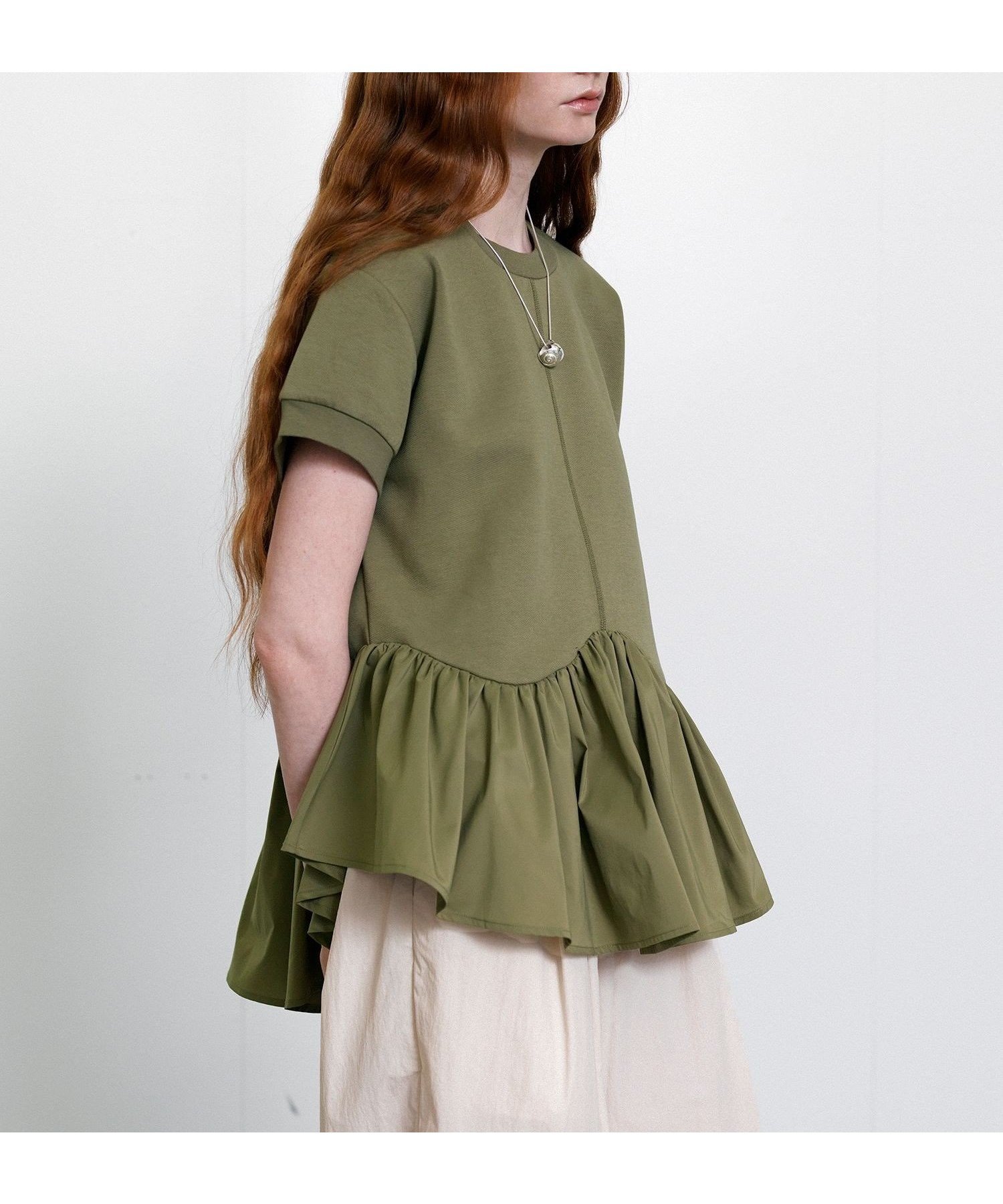 【アダム エ ロペ/ADAM ET ROPE'】のペプラムスウェット インテリア・キッズ・メンズ・レディースファッション・服の通販 founy(ファニー) 　ファッション　Fashion　レディースファッション　Fashion for Women　トップス・カットソー　Cut & Sew Tops　レディースパーカー・カジュアルフーディー　Casual Hoodies & Sweatshirts　スウェット・クルーネックトップス　Sweatshirts & Crewnecks / Relaxed Fit Sweat Tops　春　Spring　カットソー　Cut and Sewn Top　シンプル　Simple, Minimal　ドッキング　Docking, Mixed Material　バランス　Balance, Style Balance　ペプラム　Peplum, Flared Hem　ボトム　Bottoms, Lower Wear　ワイド　Wide, Wide Fit　S/S・春夏　SS, Spring/Summer, Warm Season　夏　Summer　エレガント 上品　Elegant　2025年　2025　2025春夏・S/S　Spring/Summer 2025 SS25　カーキ(36)|ID: prp329100004915829 ipo3291000000036847318