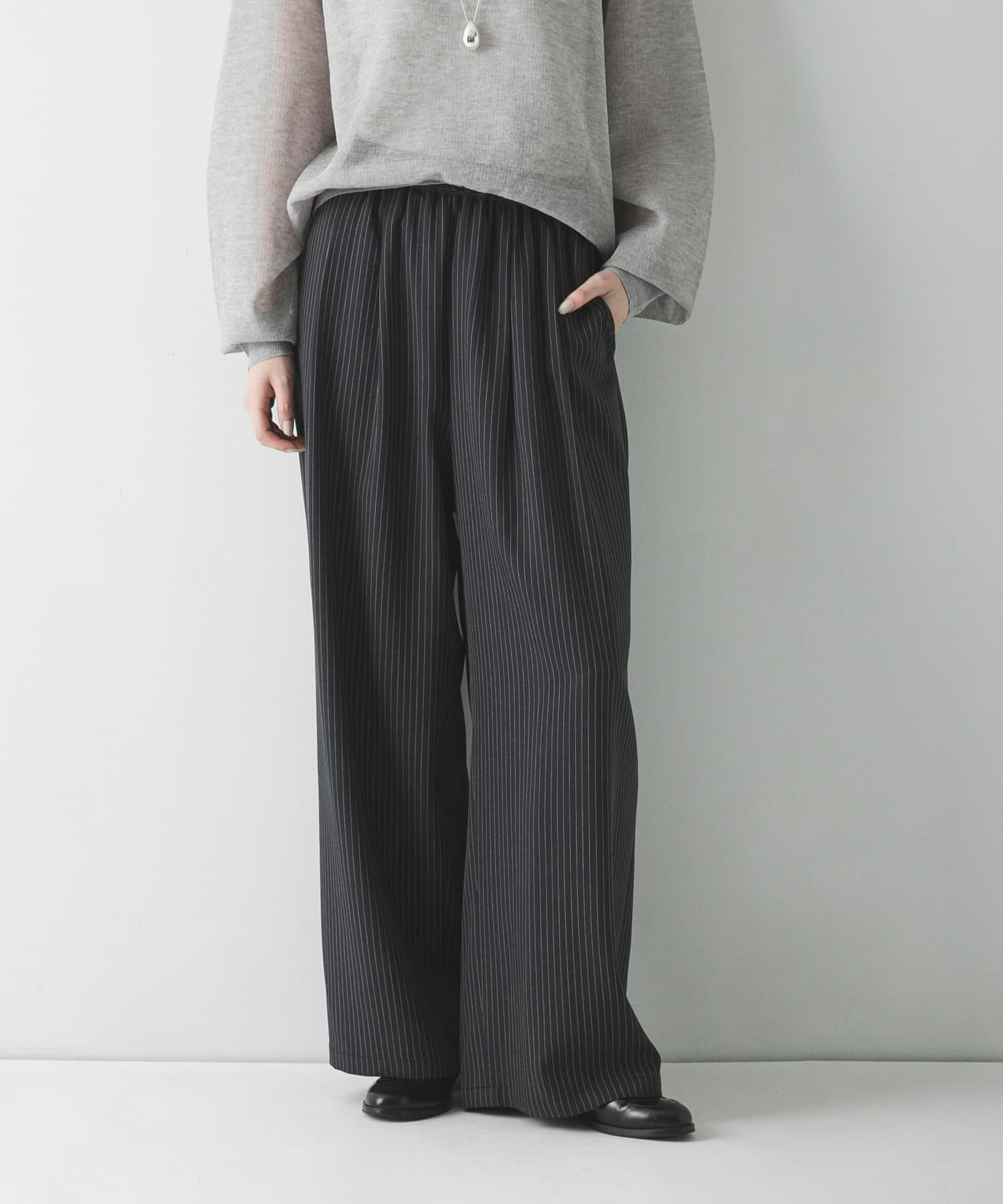 【アーバンリサーチ/URBAN RESEARCH】の『3サイズ展開』『イージーケア』タックギャザーストレートパンツ インテリア・キッズ・メンズ・レディースファッション・服の通販 founy(ファニー) 　ファッション　Fashion　レディースファッション　Fashion for Women　パンツ　Pants & Trousers　カットソー　Cut and Sewn Top　ジャケット　Jacket, Outerwear　ストレッチ　Stretch, Stretchy Fabric　ストレート　Straight, Straight Cut　人気　Popular, Best Seller　フィット　Fit, Slim Fit　リラックス　Relax, Relaxed Fit　S/S・春夏　SS, Spring/Summer, Warm Season　夏　Summer　エレガント 上品　Elegant　2026年　2026　ストライプ|ID: prp329100004915840 ipo3291000000036847533