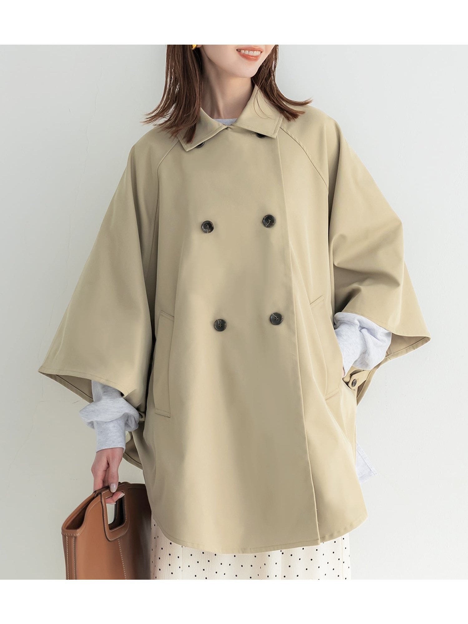 【コカ/COCA】のトレンチポンチョコート インテリア・キッズ・メンズ・レディースファッション・服の通販 founy(ファニー) ファッション Fashion レディースファッション Fashion for Women アウター Coat / Outerwear Collection コート・ロングコート・ピーコート Long Coats, Peacoats & More ポンチョ・ケープコート Ponchos & Capes インナー Innerwear クラシカル Classical, Vintage-Inspired シンプル Simple, Minimal ダウン Down, Puffer ダブル Double, Double-Breasted デニム Denim, Jeans Material フォルム Silhouette, Form フォーマル Formal, Dressy ボトム Bottoms, Lower Wear ポケット Pocket, Pocket Detail 羽織 Haori, Light Jacket 無地 Plain, Solid Color エレガント 上品 Elegant ビジネス 仕事 通勤 Business / Work / Commuting 2026年 2026 Beige|ID: prp329100004915893 ipo3291000000036848495