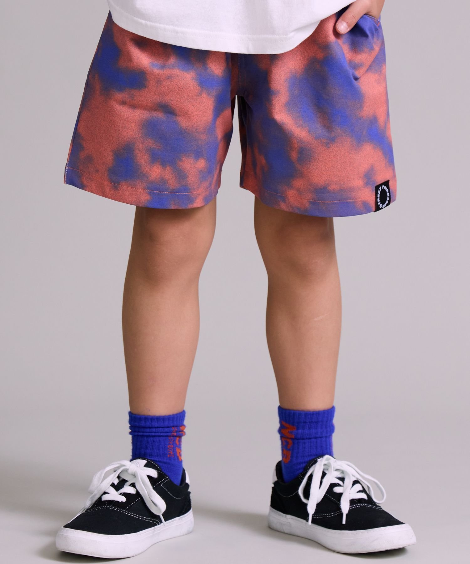 【ペアマノン/pairmanon / KIDS】の【マルチファンクション】吸水速乾 総柄ショートパンツ【PAIRMANON STREET】 インテリア・キッズ・メンズ・レディースファッション・服の通販 founy(ファニー) 　ファッション　Fashion　キッズファッション　Fashion for Kids　ボトムス　Bottoms　吸水　Absorbent, Quick-Dry　ショート　Short, Short Length　ストレッチ　Stretch, Stretchy Fabric　セットアップ　Set-Up, Coordinated Outfit　定番　Standard, Basic Item　オレンジニュアンス40|ID: prp329100004918113 ipo3291000000036889120