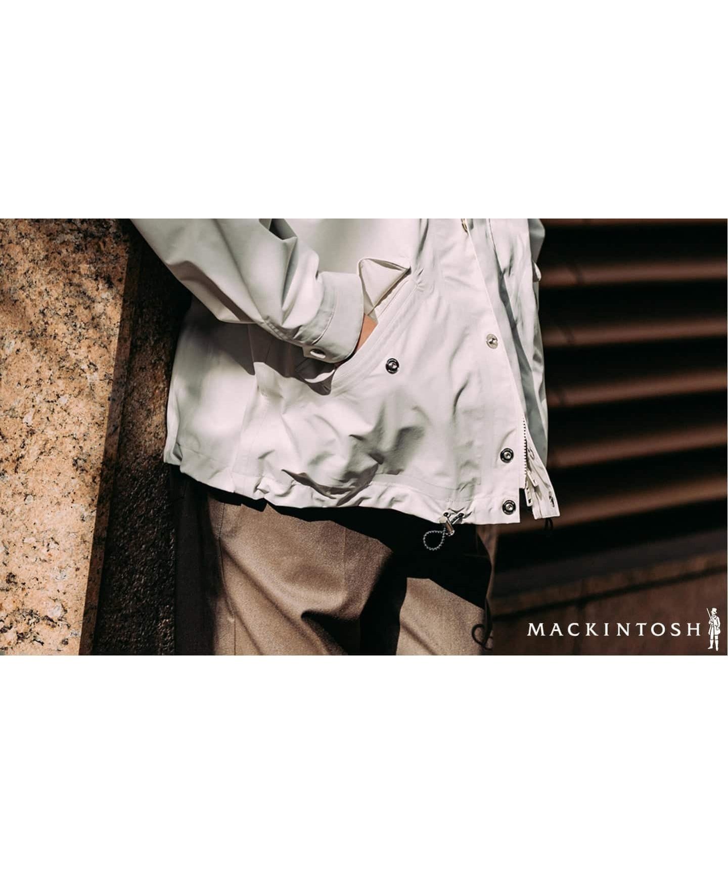 【エディフィス/EDIFICE / MEN】のMACKINTOSH(マッキントッシュ) 別注 WEATHERTEC SKYE ショート インテリア・キッズ・メンズ・レディースファッション・服の通販 founy(ファニー) 　ファッション　Fashion　メンズファッション　Fashion for Men　クラシック　Classic, Timeless Style　コレクション　Collection, Seasonal Line　ショート　Short, Short Length　ジャケット　Jacket, Outerwear　スピンドル　Spindle, Drawcord　スマート　Smart, Elegant　ドット　Polka Dot, Dot Pattern　ドローコード　Drawcord, Drawstring Cord　別注　Limited Edition, Custom Order　ミリタリー　Military, Army Style　モダン　Modern, Contemporary　ラグジュアリー　Luxury, Elegant　ホワイト|ID: prp329100004918190 ipo3291000000036889423