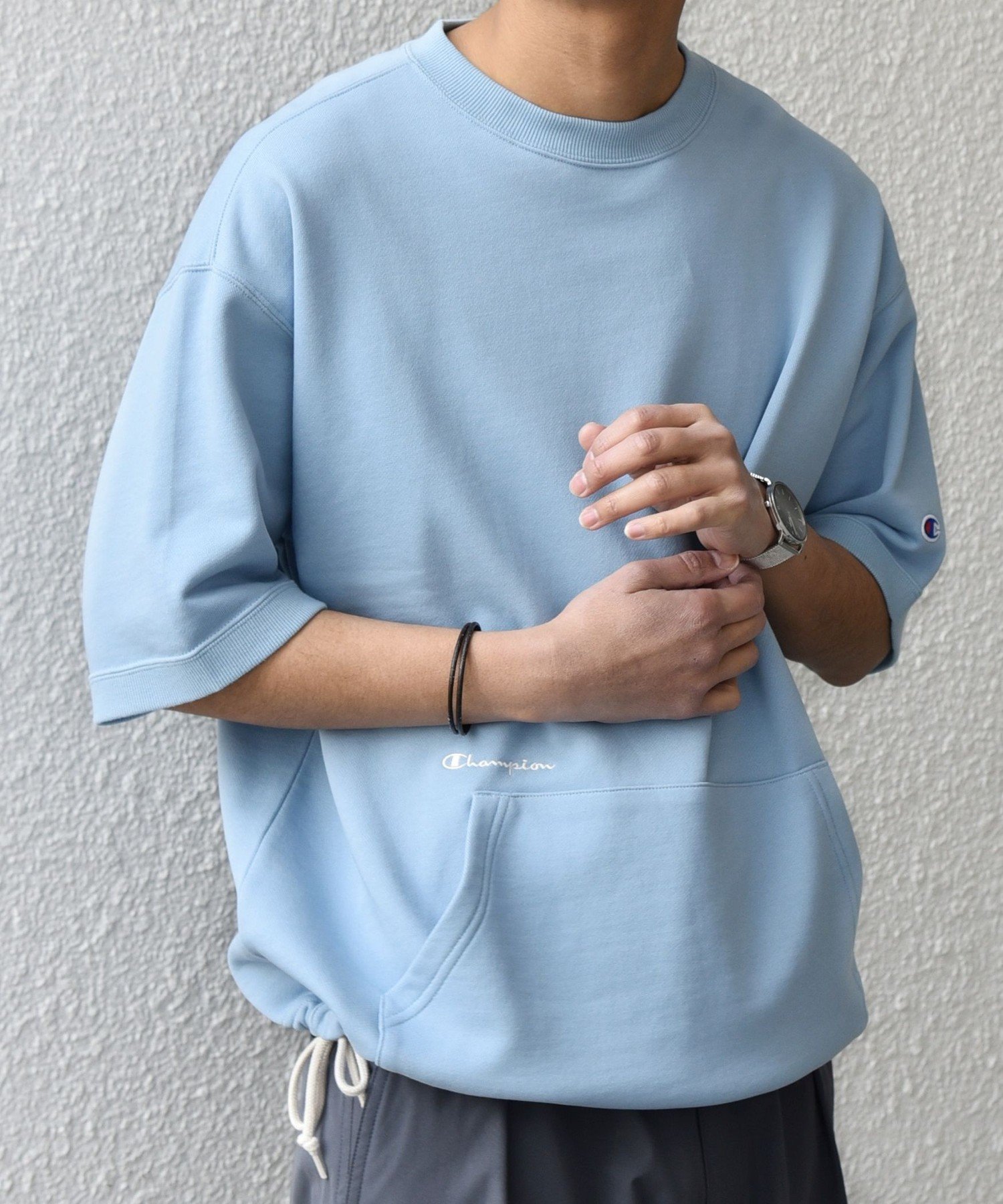 【シップス/SHIPS / MEN】の【SHIPS any別注】Champion ロゴ刺繍 スピンドル スウェット Tシャツ 26SS インテリア・キッズ・メンズ・レディースファッション・服の通販 founy(ファニー) ファッション Fashion メンズファッション Fashion for Men 春 Spring スウェット / スエット Sweatshirt, Sweatwear スピンドル Spindle, Drawcord ドローコード Drawcord, Drawstring Cord ブラウジング Blouson Silhouette, Cinched Waist ボックス Boxy, Box Shape ポケット Pocket, Pocket Detail 別注 Limited Edition, Custom Order おすすめ Recommended / Our Picks 夏 Summer 2026年 2026 ライトブルー|ID: prp329100004918201 ipo3291000000036889468