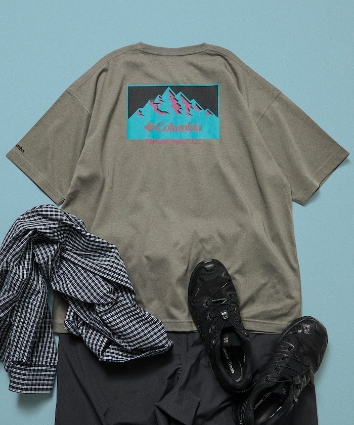【フリークスストア/FREAK'S STORE】のColumbia×FREAK S STORE/コロンビア 別注 インペリアルパーク バックプリント クルーネックTシャツ【限定展開】 インテリア・キッズ・メンズ・レディースファッション・服の通販 founy(ファニー) 　ファッション　Fashion　メンズファッション　Fashion for Men　アウトドア　Outdoor Clothing　インナー　Innerwear　カーゴパンツ　Cargo Pants, Utility Pants　グラフィック　Graphic, Graphic Design　吸水　Absorbent, Quick-Dry　ショーツ　Shorts, Short Pants　シンプル　Simple, Minimal　デニム　Denim, Jeans Material　トレンド　Trend, Trending Now　定番　Standard, Basic Item　人気　Popular, Best Seller　バランス　Balance, Style Balance　ビッグ　Big, Oversized　フィット　Fit, Slim Fit　フロント　Front, Front Design　プリント　Print, Printed Pattern　ボトム　Bottoms, Lower Wear　別注　Limited Edition, Custom Order　リラックス　Relax, Relaxed Fit　ワイド　Wide, Wide Fit　ワンポイント　One Point, Statement Accent　S/S・春夏　SS, Spring/Summer, Warm Season　おすすめ　Recommended / Our Picks　夏　Summer　2026年　2026　Wet Sand.Colored MTN Print-253|ID: prp329100004918229 ipo3291000000036889589