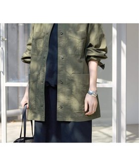 【スローブ イエナ/SLOBE IENA】の《追加》ノーカラーサファリブルゾン 人気、トレンドファッション・服の通販 founy(ファニー) ファッション Fashion レディースファッション Fashion for Women アウター Coat / Outerwear Collection ブルゾンジャケット・スポーティアウター Blouson Jackets 2026年 2026 おすすめ Recommended / Our Picks ストレート Straight, Straight Cut デニム Denim, Jeans Material トレンド Trend, Trending Now フラップ Flap, Flap Pocket ブルゾン Blouson, Bomber Jacket ポケット Pocket, Pocket Detail 夏 Summer 羽織 Haori, Light Jacket |ID:prp329100004918302