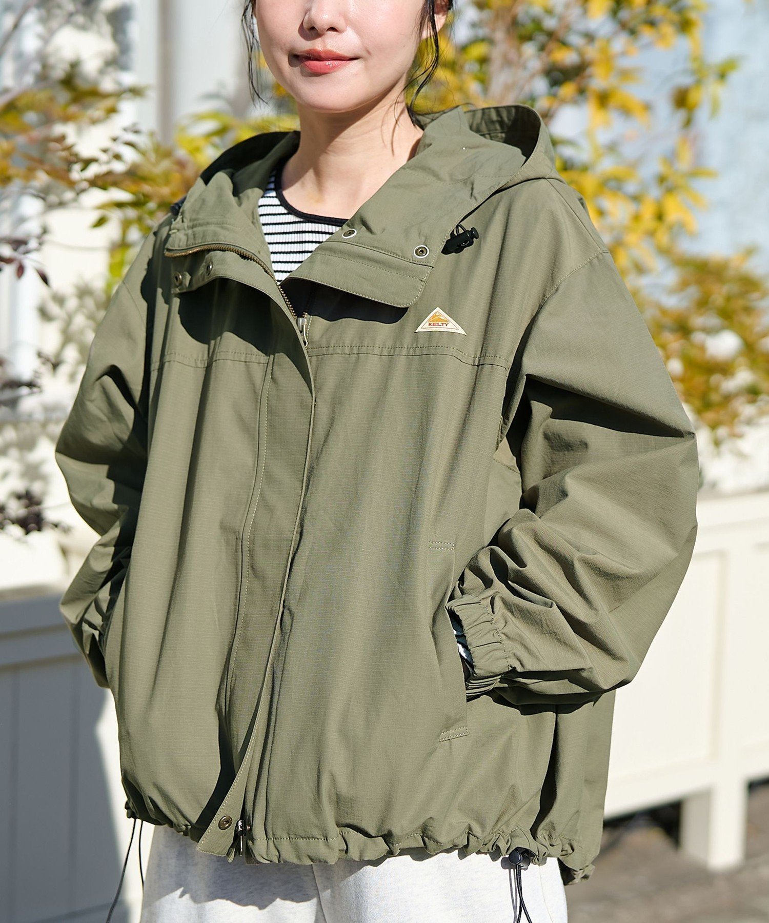 【コーエン/COEN】の【新色登場】KELTY(ケルティ)別注ザパタジャケット(WEB限定カラーあり・インフルエンサー紹介アイテム) インテリア・キッズ・メンズ・レディースファッション・服の通販 founy(ファニー) 　ファッション　Fashion　レディースファッション　Fashion for Women　アウター　Coat / Outerwear Collection　レディースジャケット・軽アウター　Jackets　アウトドア　Outdoor Clothing　カリフォルニア　California, Cali Style　ギャザー　Gathered, Ruffled　シンプル　Simple, Minimal　ジップ　Zip, Zipper　スウェット / スエット　Sweatshirt, Sweatwear　デニム　Denim, Jeans Material　定番　Standard, Basic Item　人気　Popular, Best Seller　バランス　Balance, Style Balance　フェミニン　Feminine, Girly　フレア　Flare, Flared　ポケット　Pocket, Pocket Detail　別注　Limited Edition, Custom Order　リップ　Lip, Lip Motif　リラックス　Relax, Relaxed Fit　ルーズ　Loose, Oversized　おすすめ　Recommended / Our Picks　夏　Summer　OLIVE|ID: prp329100004918311 ipo3291000000036889898