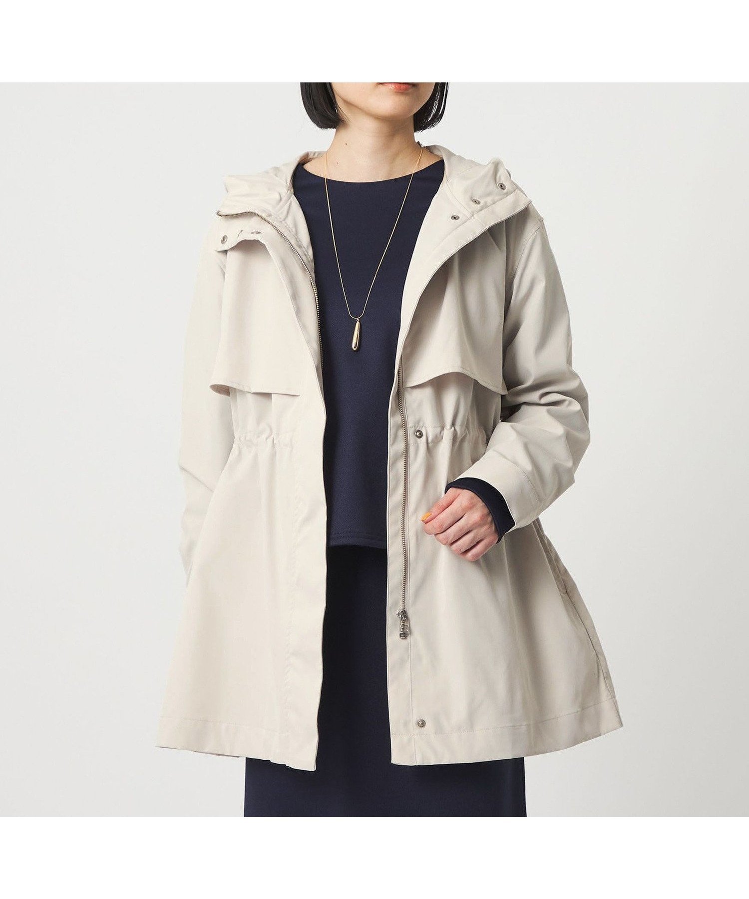 【ユナイテッドアローズ/UNITED ARROWS】のツイル ドロスト フードコート -撥水- A DAY IN THE LIFE 人気、トレンドファッション・服の通販 founy(ファニー) 　ファッション　Fashion　レディースファッション　Fashion for Women　アウター　Coat / Outerwear Collection　コート・ロングコート・ピーコート　Long Coats, Peacoats & More　インナー　Innerwear　ツイル　Twist, Twisted Detail　トレンド　Trend, Trending Now　ドローストリング　Drawstring, Pull Cord　定番　Standard, Basic Item　人気　Popular, Best Seller　ハーフ　Half, Half-Length　バランス　Balance, Style Balance　フェミニン　Feminine, Girly　フロント　Front, Front Design　ミドル　Middle Length, Mid Height　ヨーク　Yoke, Yoke Design　アウトレット　Outlet / Clearance　ビジネス 仕事 通勤　Business / Work / Commuting　 other-1|ID: prp329100004918327 ipo3291000000036889971