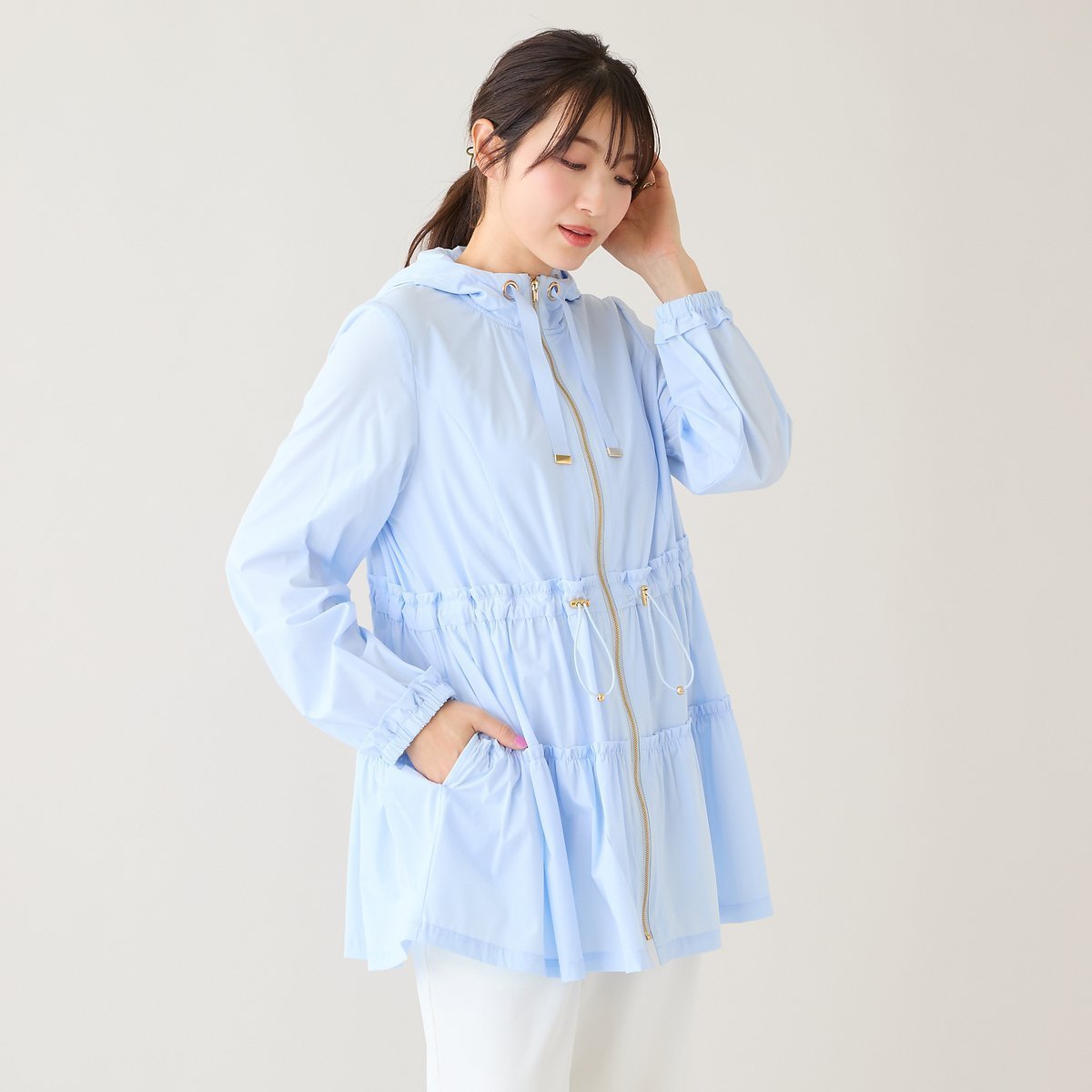 【ローズティアラ/Rose Tiara】のマウンテンパーカー 人気、トレンドファッション・服の通販 founy(ファニー) ファッション Fashion レディースファッション Fashion for Women トップス・カットソー Cut & Sew Tops レディースパーカー・カジュアルフーディー Casual Hoodies & Sweatshirts ティアード Tiered, Tiered Style パーカー Hoodie, Parka フェミニン Feminine, Girly ポケット Pocket, Pocket Detail 切替 Switching, Contrast Panel 旅行 Travel 軽量 Lightweight, Ultra Light other-1|ID: prp329100004918386 ipo3291000000036890216