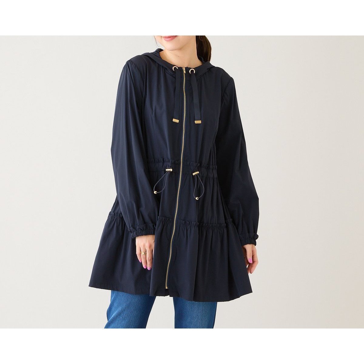 【ローズティアラ/Rose Tiara】のマウンテンパーカー インテリア・キッズ・メンズ・レディースファッション・服の通販 founy(ファニー) ファッション Fashion レディースファッション Fashion for Women トップス・カットソー Cut & Sew Tops レディースパーカー・カジュアルフーディー Casual Hoodies & Sweatshirts ティアード Tiered, Tiered Style パーカー Hoodie, Parka フェミニン Feminine, Girly ポケット Pocket, Pocket Detail 切替 Switching, Contrast Panel 旅行 Travel 軽量 Lightweight, Ultra Light ダークブルー|ID: prp329100004918386 ipo3291000000036890218