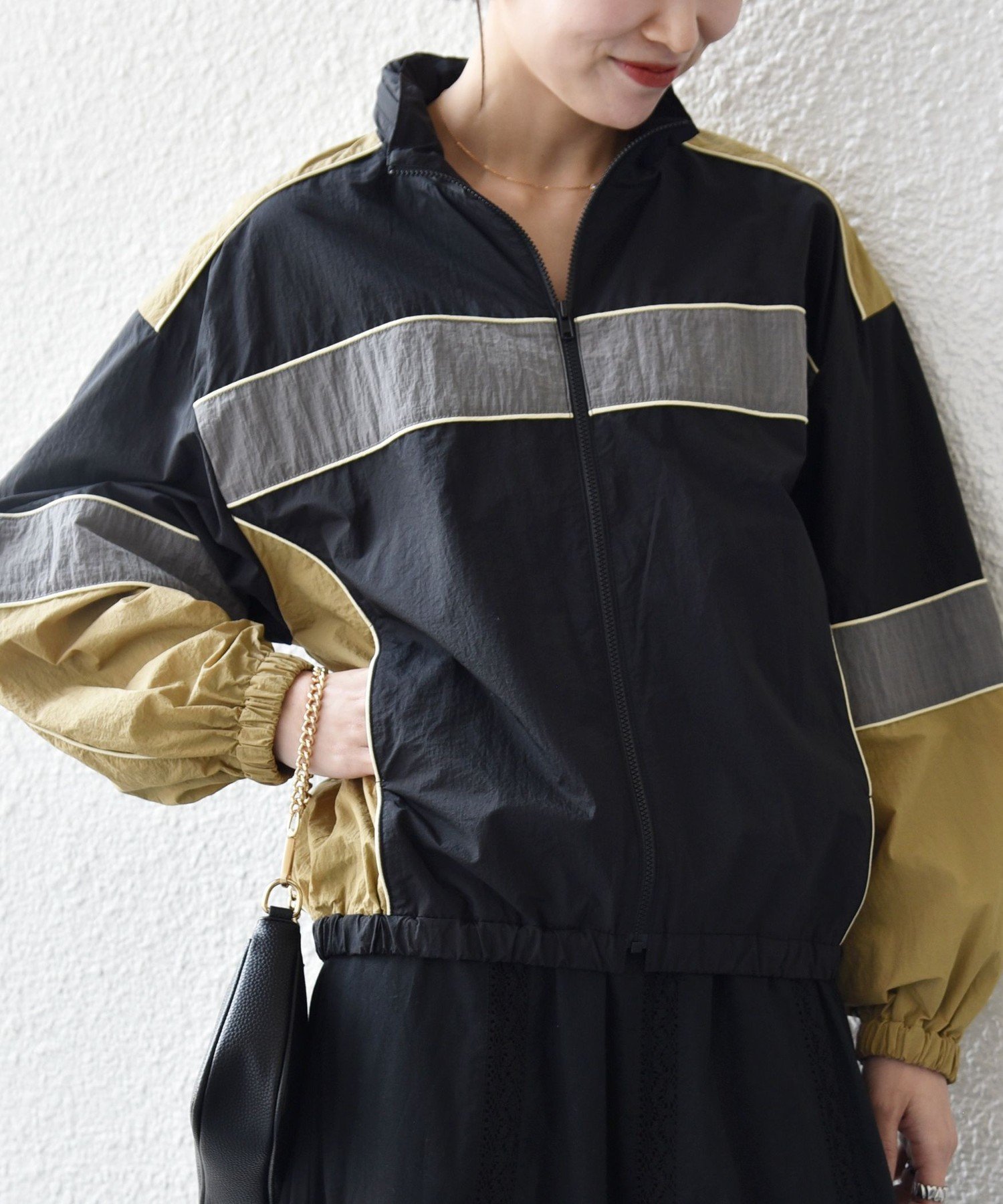 【シップス フォー ウィメン/SHIPS】のSHIPS any 洗濯機可能 ナイロン スタンドカラー 配色 ジップ ブルゾン インテリア・キッズ・メンズ・レディースファッション・服の通販 founy(ファニー) 　ファッション　Fashion　レディースファッション　Fashion for Women　アウター　Coat / Outerwear Collection　ブルゾンジャケット・スポーティアウター　Blouson Jackets　インナー　Innerwear　洗える　Machine Washable　ジップ　Zip, Zipper　ジャケット　Jacket, Outerwear　スタンド　Stand Collar, Upright Stand　スポーツ　Sports, Activewear　トレンド　Trend, Trending Now　バランス　Balance, Style Balance　フレア　Flare, Flared　ブルゾン　Blouson, Bomber Jacket　リップ　Lip, Lip Motif　おすすめ　Recommended / Our Picks　2026年　2026　ブラック|ID: prp329100004918402 ipo3291000000036890278