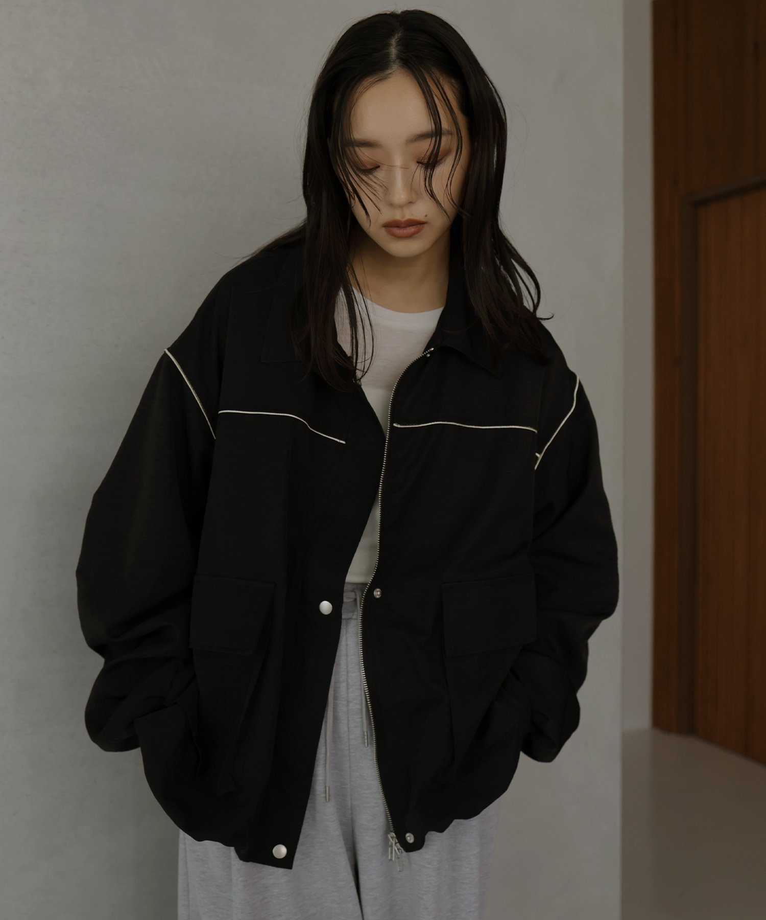 【ヘラム/hellam】の合繊ツイルパイピングブルゾン インテリア・キッズ・メンズ・レディースファッション・服の通販 founy(ファニー) 　ファッション　Fashion　レディースファッション　Fashion for Women　アウター　Coat / Outerwear Collection　ブルゾンジャケット・スポーティアウター　Blouson Jackets　ジャケット　Jacket, Outerwear　バルーン　Balloon, Balloon Silhouette　ブルゾン　Blouson, Bomber Jacket　春　Spring　ブラック|ID: prp329100004918420 ipo3291000000036890343