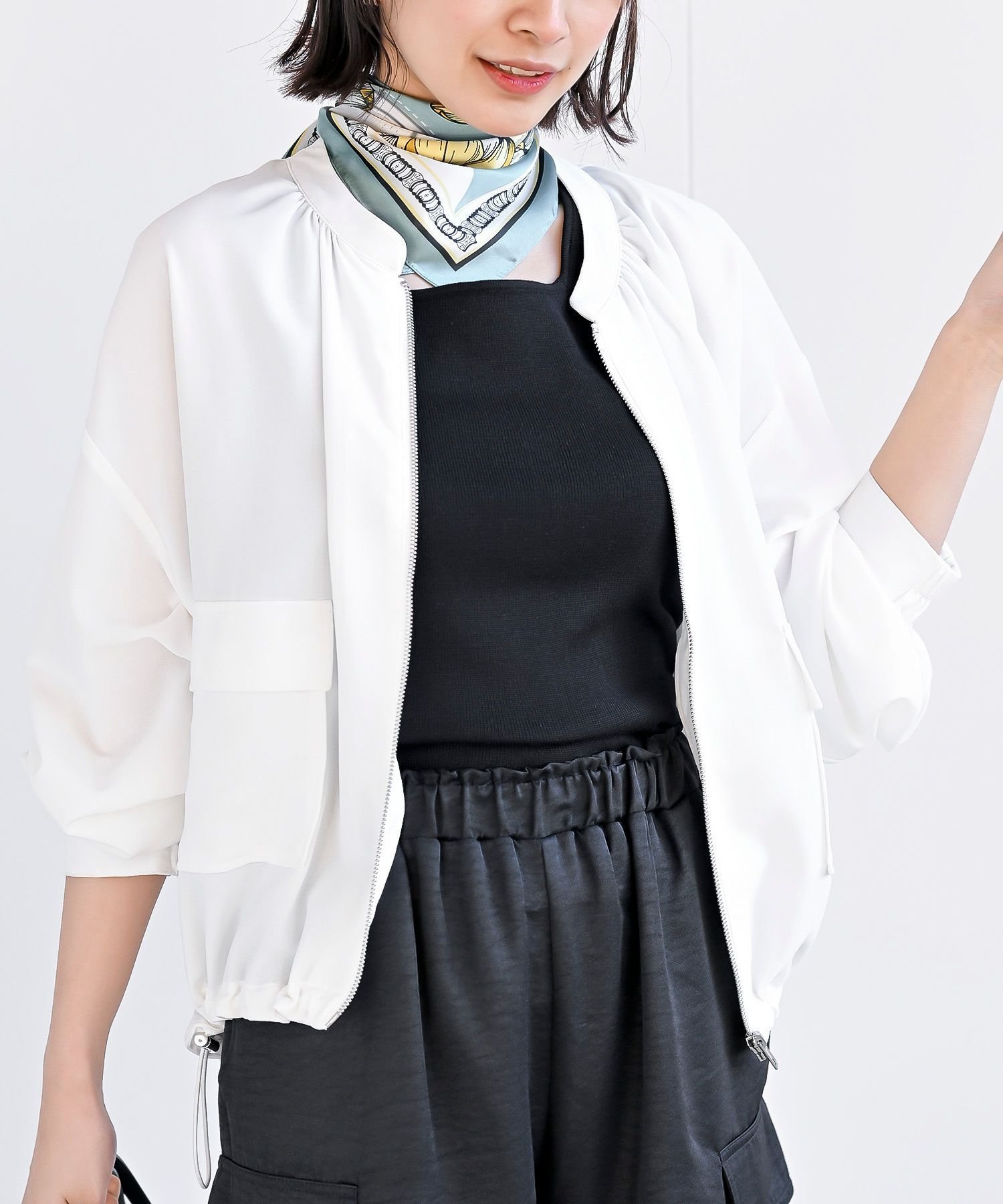 【アールピーエス/rps】のノーカラーブラウスジャケット インテリア・キッズ・メンズ・レディースファッション・服の通販 founy(ファニー) 　ファッション　Fashion　レディースファッション　Fashion for Women　アウター　Coat / Outerwear Collection　レディースジャケット・軽アウター　Jackets　とろみ　Fluid, Flowy Fabric　ギャザー　Gathered, Ruffled　フラップ　Flap, Flap Pocket　ブルゾン　Blouson, Bomber Jacket　ポケット　Pocket, Pocket Detail　エレガント 上品　Elegant　再入荷　Restock / Back in Stock　オフホワイト|ID: prp329100004918467 ipo3291000000036890519