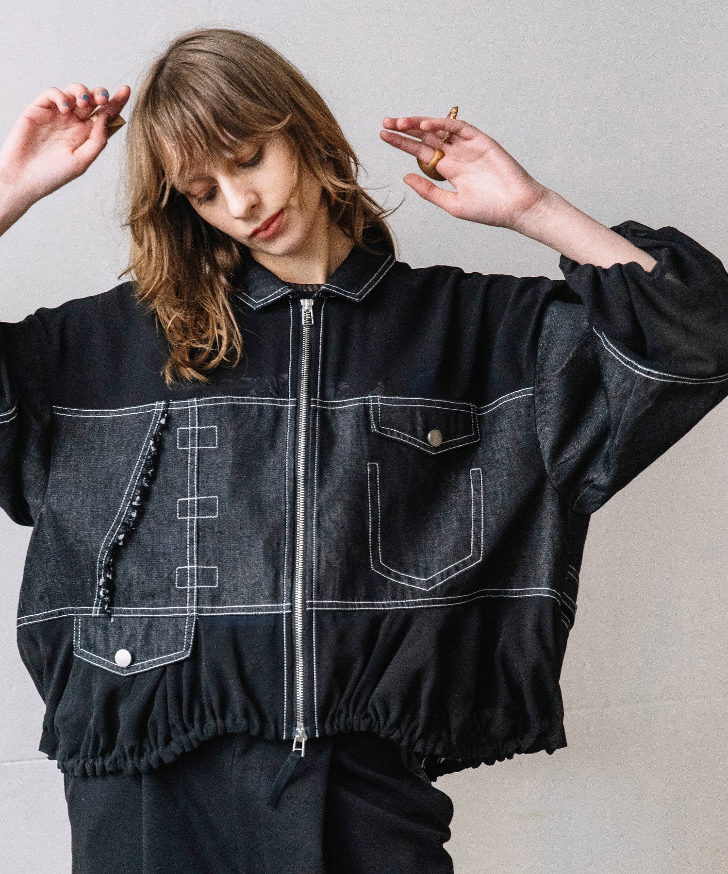 【アウラアイラ/AULA AILA】のデニムコンビネーションブルゾン 人気、トレンドファッション・服の通販 founy(ファニー) ファッション Fashion レディースファッション Fashion for Women アウター Coat / Outerwear Collection ブルゾンジャケット・スポーティアウター Blouson Jackets おすすめ Recommended / Our Picks シフォン Chiffon, Lightweight Fabric シルク Silk, 100% Silk チュール Tulip, Tulip Motif デニム Denim, Jeans Material バルーン Balloon, Balloon Silhouette ポケット Pocket, Pocket Detail リメイク Remake, Reconstructed 夏 Summer other-1|ID: prp329100004918474 ipo3291000000036890545