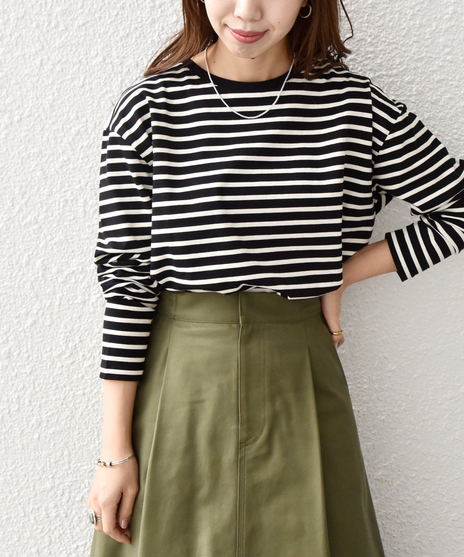 【シップス フォー ウィメン/SHIPS】のSHIPS any 吸水速乾 ラウンドヘム ロングスリーブ ワイド TEE インテリア・キッズ・メンズ・レディースファッション・服の通販 founy(ファニー) 　ファッション　Fashion　レディースファッション　Fashion for Women　インナー　Innerwear　吸水　Absorbent, Quick-Dry　スウェット / スエット　Sweatshirt, Sweatwear　スリーブ　Sleeve, Long Sleeve / Short Sleeve　トレンド　Trend, Trending Now　ドロップ　Drop Shoulder, Dropped Style　人気　Popular, Best Seller　ラウンド　Round, Round Neck　ロング　Long, Long-Length　ワイド　Wide, Wide Fit　おすすめ　Recommended / Our Picks　2025年　2025　2025春夏・S/S　Spring/Summer 2025 SS25　その他|ID: prp329100004919219 ipo3291000000036903314