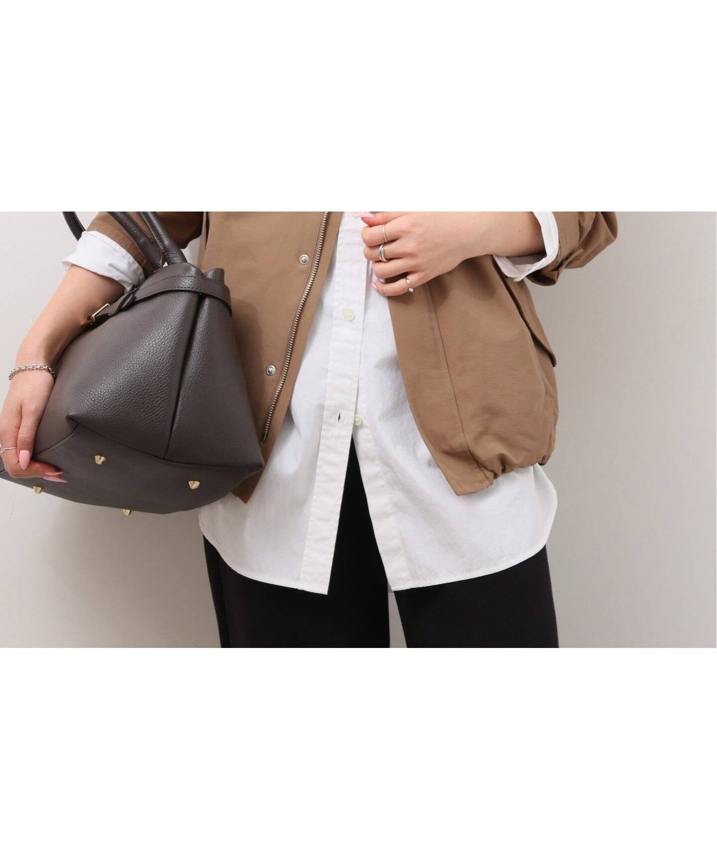 【ジャーナルスタンダード レリューム/JOURNAL STANDARD relume】の撥水グログランマウンテンパーカー インテリア・キッズ・メンズ・レディースファッション・服の通販 founy(ファニー) 　ファッション　Fashion　レディースファッション　Fashion for Women　トップス・カットソー　Cut & Sew Tops　レディースパーカー・カジュアルフーディー　Casual Hoodies & Sweatshirts　2026年　2026　デニム　Denim, Jeans Material　ドローコード　Drawcord, Drawstring Cord　パーカー　Hoodie, Parka　ベーシック　Basic, Essential　ベージュ|ID: prp329100004919259 ipo3291000000036903766