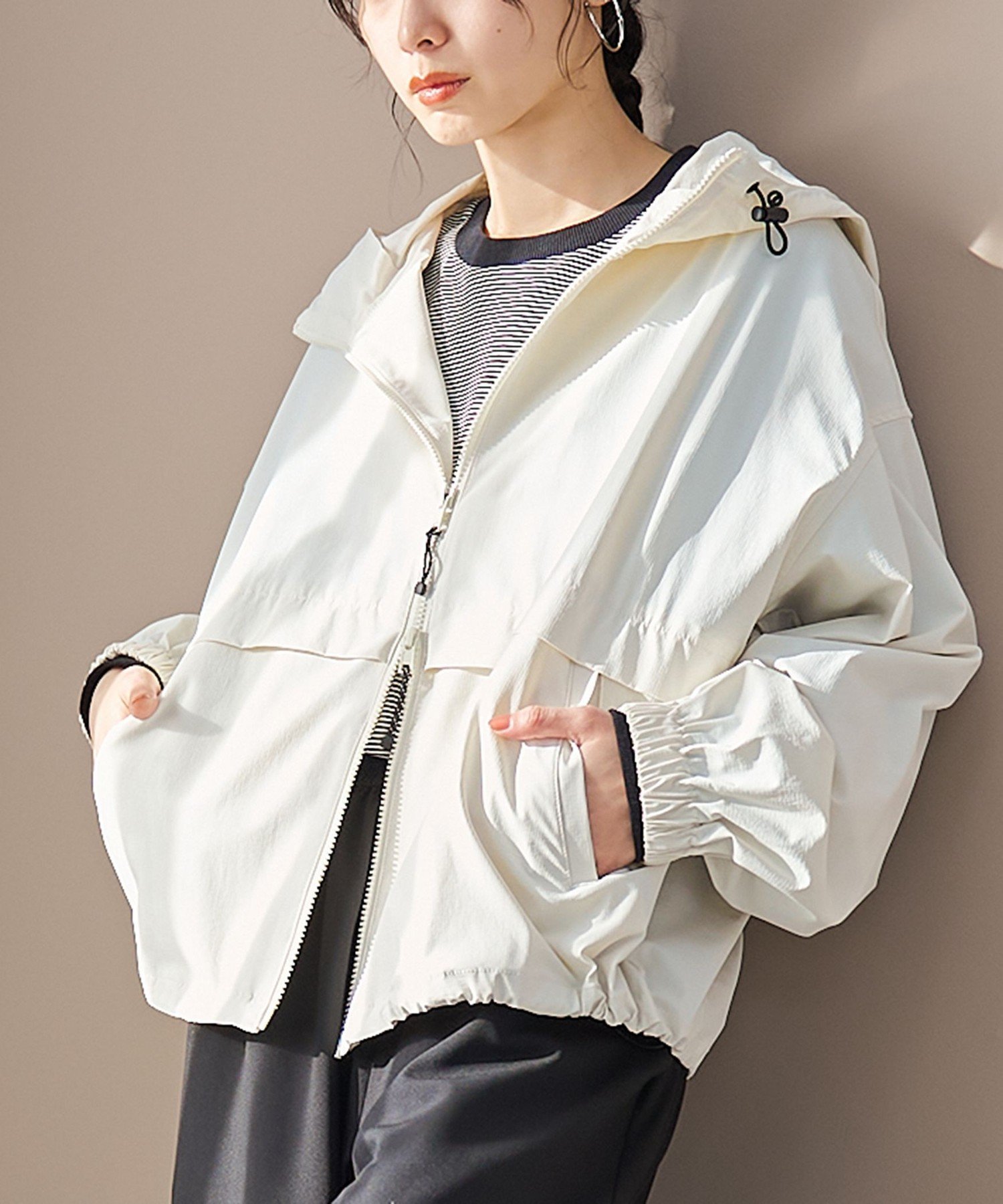 【コーエン/COEN】の【C.mt】 撥水パッカブルマウンテンパーカー 人気、トレンドファッション・服の通販 founy(ファニー) 　ファッション　Fashion　レディースファッション　Fashion for Women　トップス・カットソー　Cut & Sew Tops　レディースパーカー・カジュアルフーディー　Casual Hoodies & Sweatshirts　アウトドア　Outdoor Clothing　洗える　Machine Washable　コンパクト　Compact, Small Size　シンプル　Simple, Minimal　ジップ　Zip, Zipper　スウェット / スエット　Sweatshirt, Sweatwear　ストレッチ　Stretch, Stretchy Fabric　トレンド　Trend, Trending Now　定番　Standard, Basic Item　バランス　Balance, Style Balance　バルーン　Balloon, Balloon Silhouette　パーカー　Hoodie, Parka　ボトム　Bottoms, Lower Wear　ポケット　Pocket, Pocket Detail　ポーチ　Pouch, Small Case　リップ　Lip, Lip Motif　おすすめ　Recommended / Our Picks　旅行　Travel　2026年　2026　 other-1|ID: prp329100004919262 ipo3291000000036903775