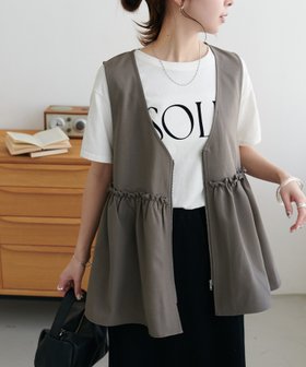 【ディスコート/Discoat】 【WEB限定】ジップベスト人気、トレンドファッション・服の通販 founy(ファニー) ファッション Fashion レディースファッション Fashion for Women アウター Coat / Outerwear Collection トップス・カットソー Cut & Sew Tops ベスト&ジレ / 重ね着スタイル Vests & Gilets おすすめ Recommended / Our Picks カットソー Cut and Sewn Top カーゴパンツ Cargo Pants, Utility Pants ギャザー Gathered, Ruffled シアー Sheer, See-Through ジップ Zip, Zipper スラックス Slacks, Dress Pants チュニック Tunic, Long Top デニム Denim, Jeans Material トレンド Trend, Trending Now フェミニン Feminine, Girly リブニット Rib Knit, Ribbed Knit 羽織 Haori, Light Jacket |ID:prp329100004919269